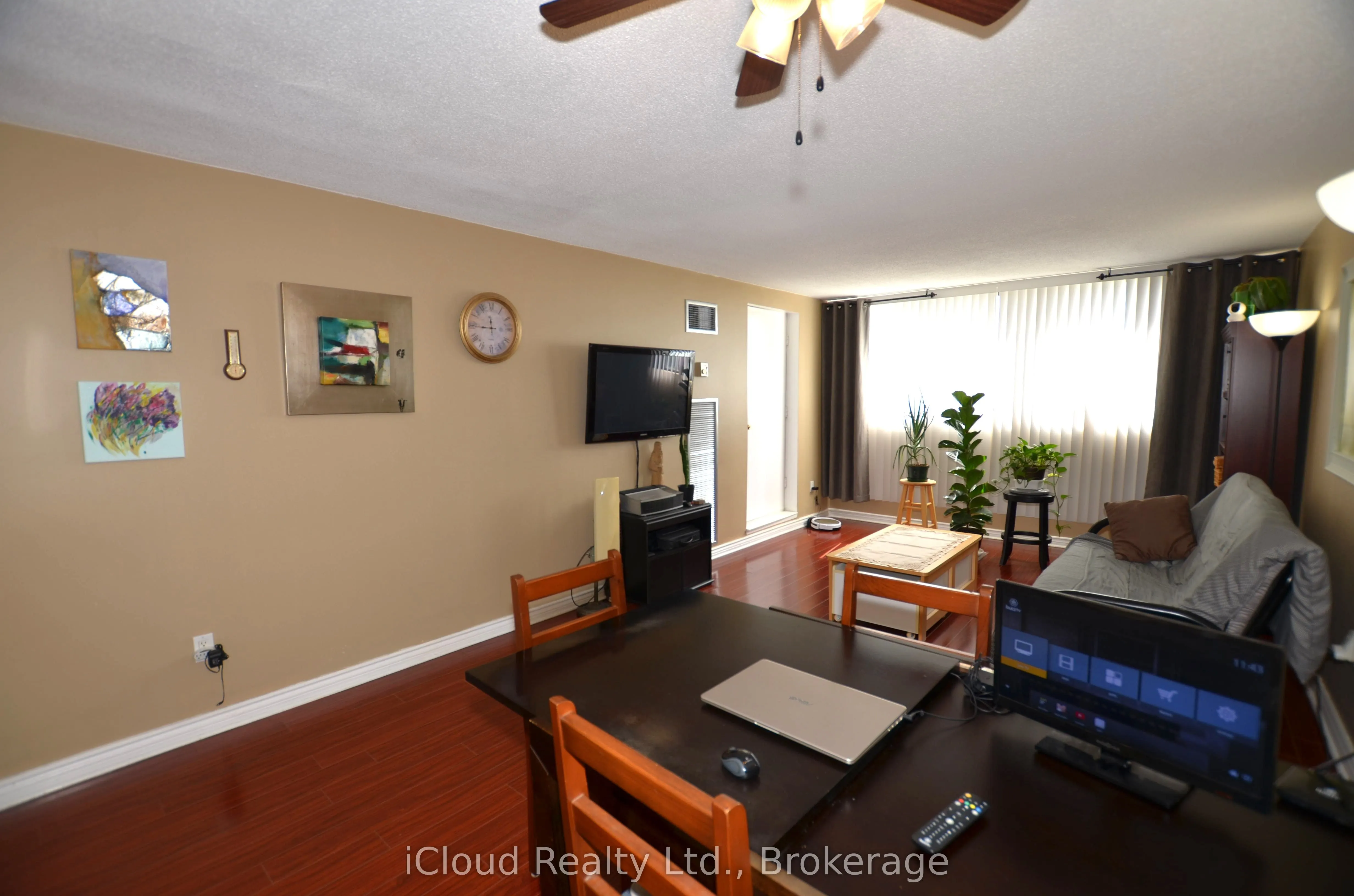10 Tapscott Road, #1213