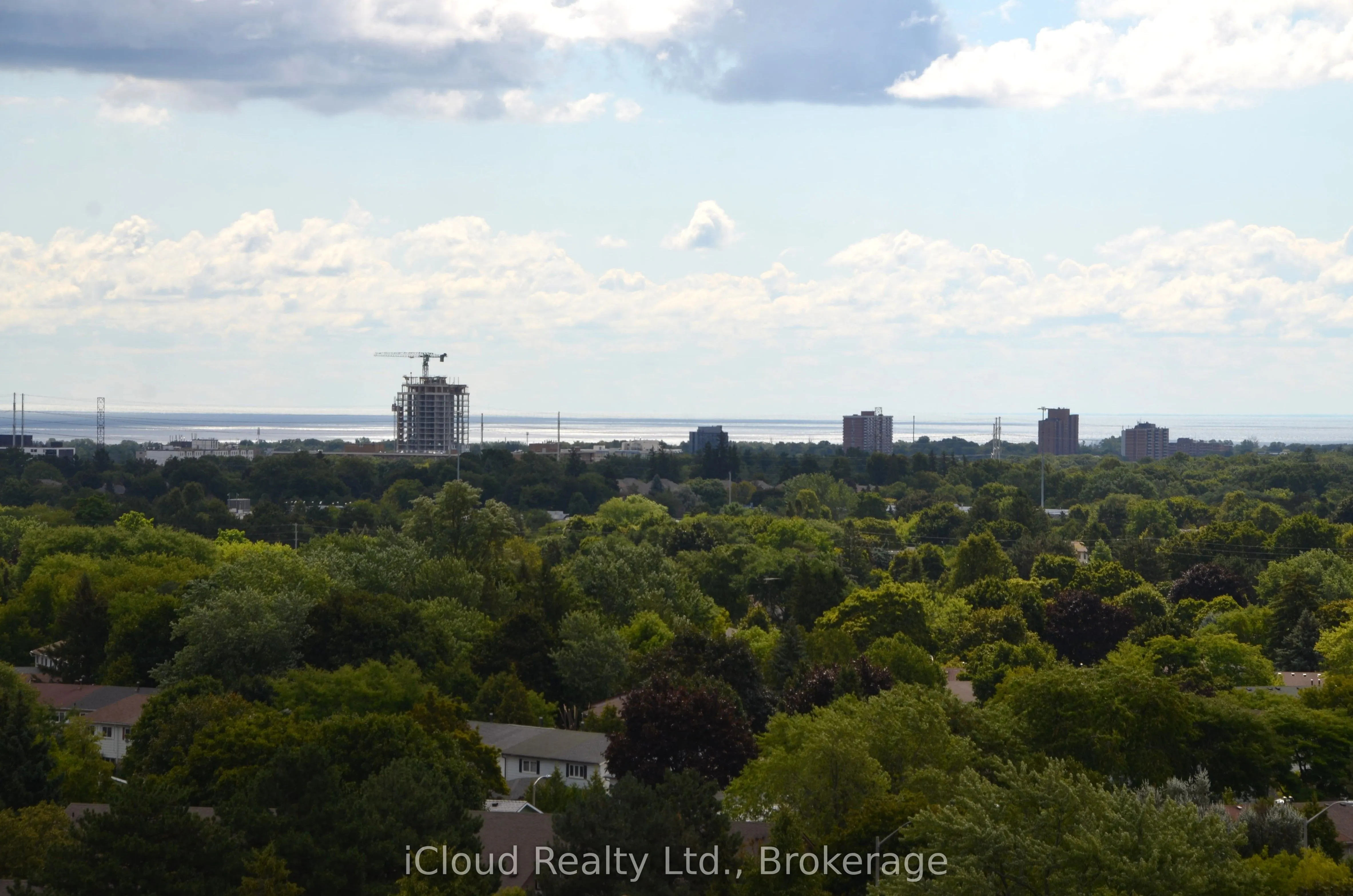 10 Tapscott Road, #1213
