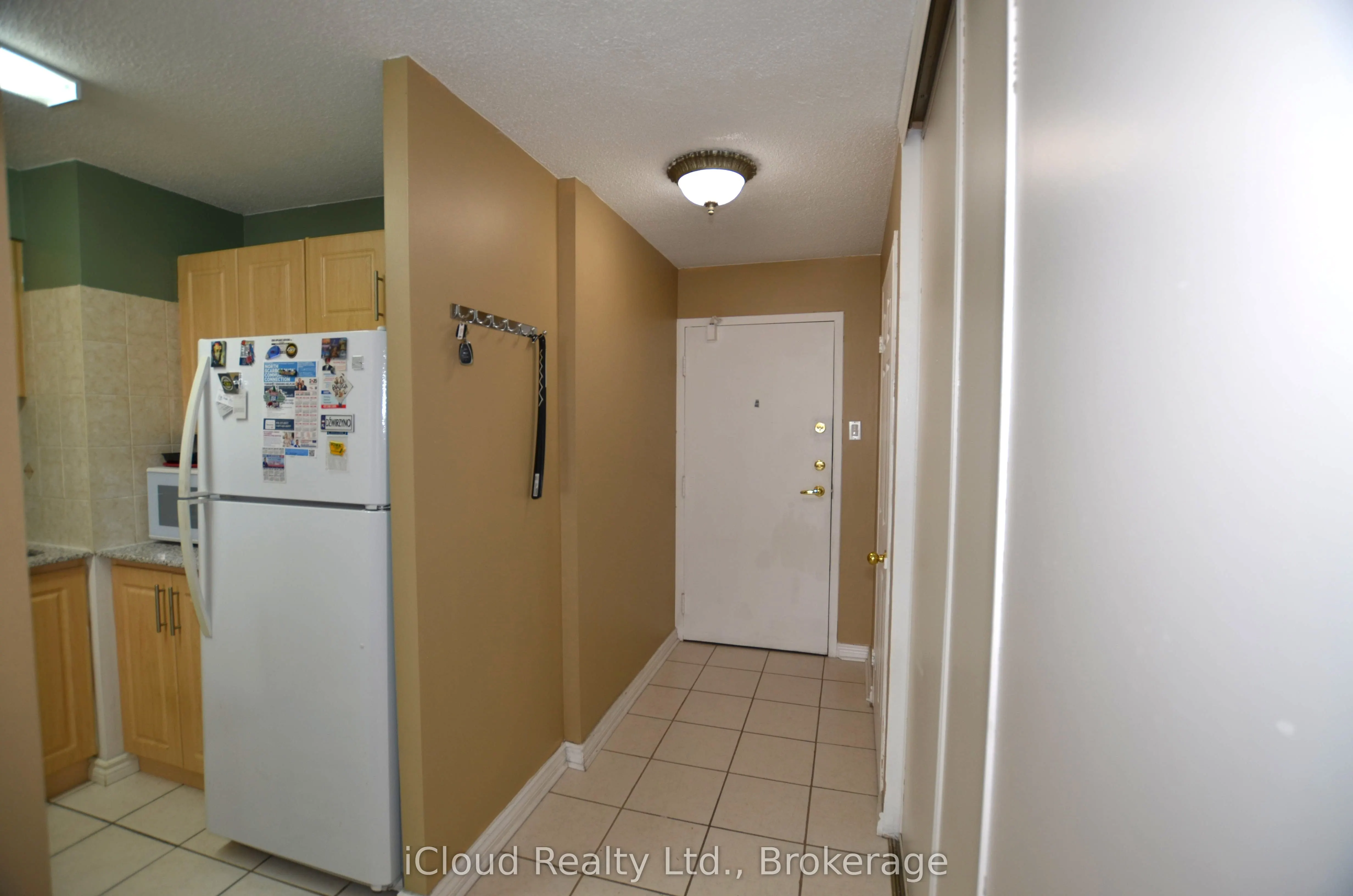 10 Tapscott Road, #1213