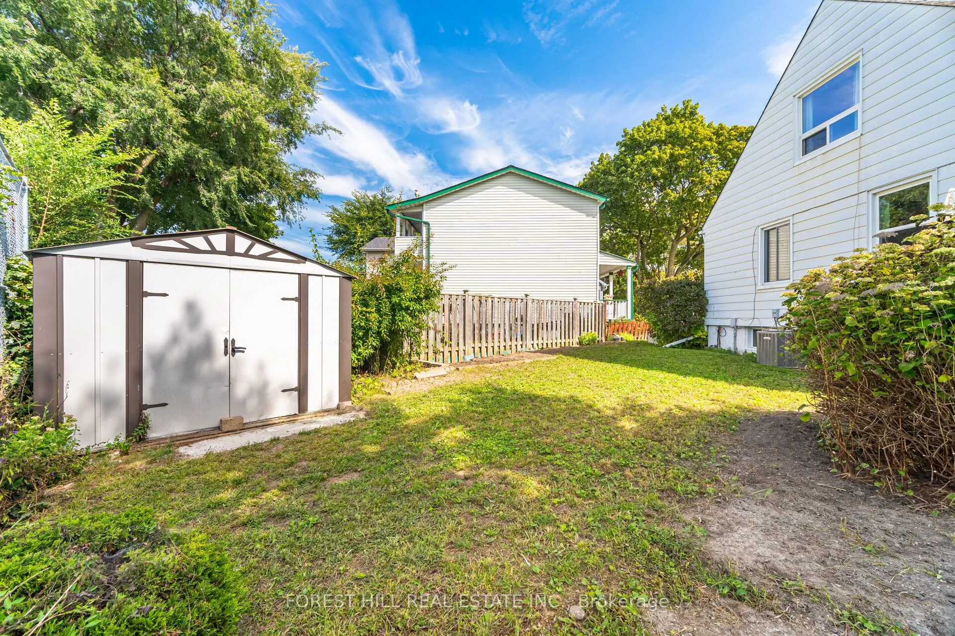 2 Topham Road