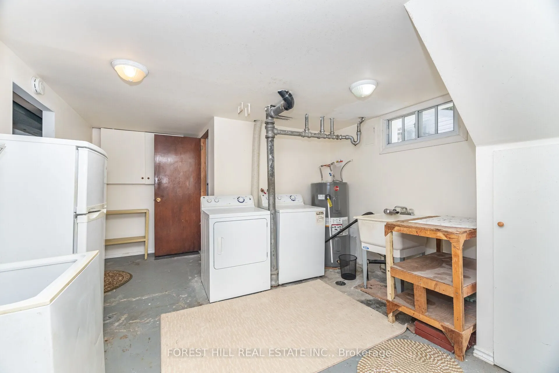 2 Topham Road