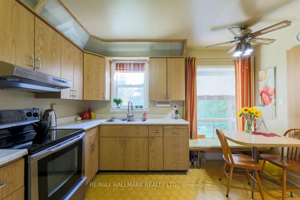 125 Chine Drive