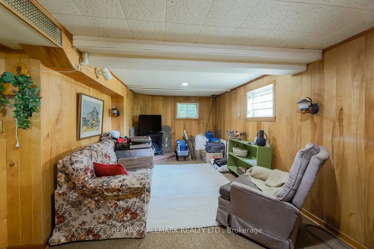 125 Chine Drive