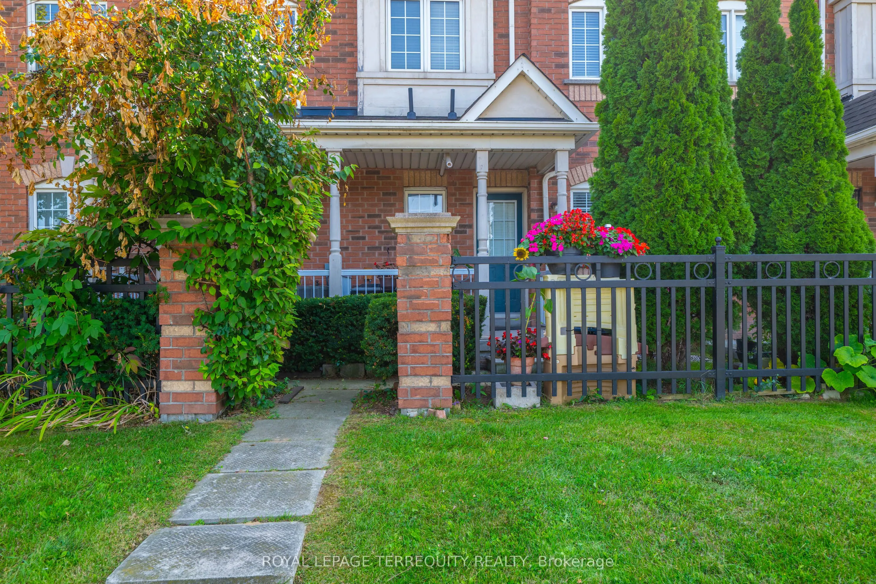 5 Collis Lane, #158