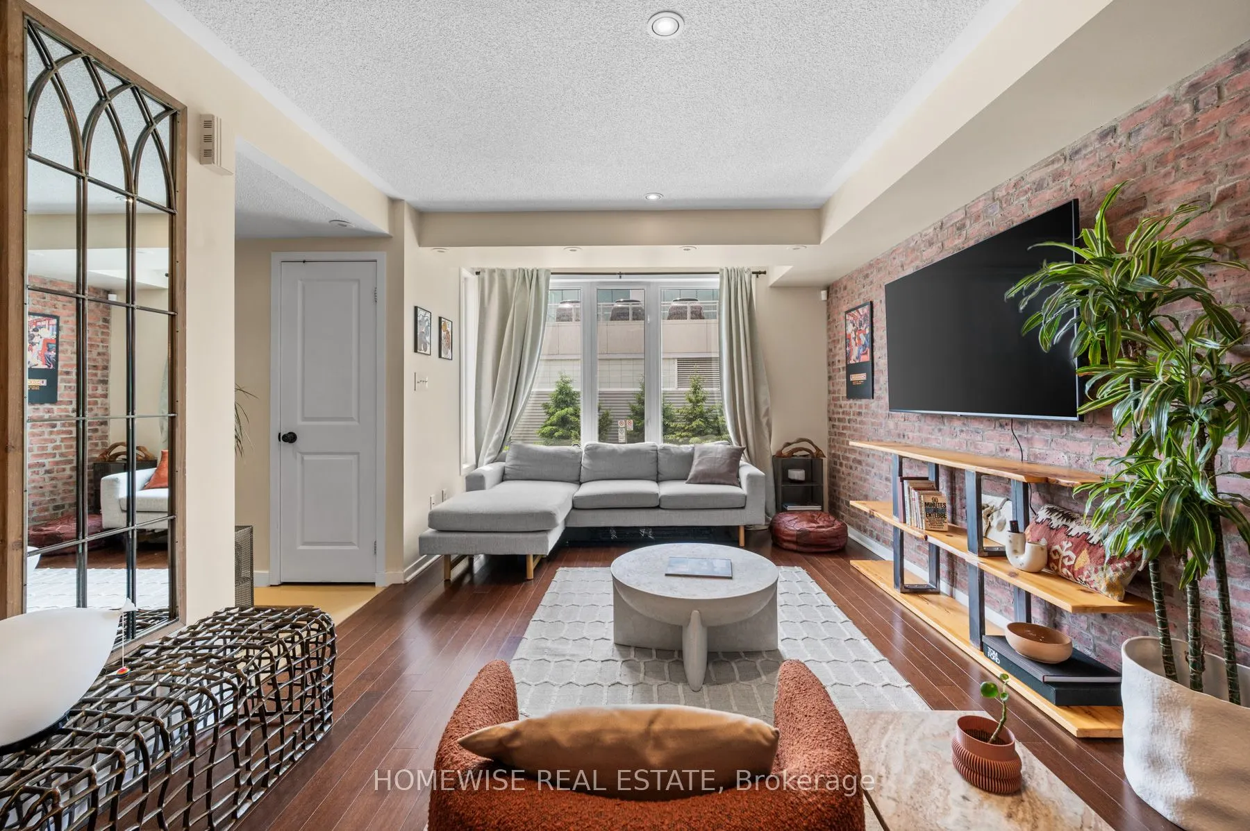 63 Carroll Street, #16