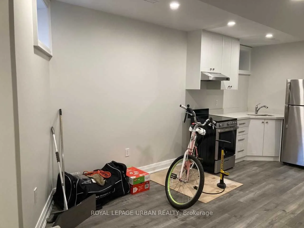 17 Chester Avenue, #Lower