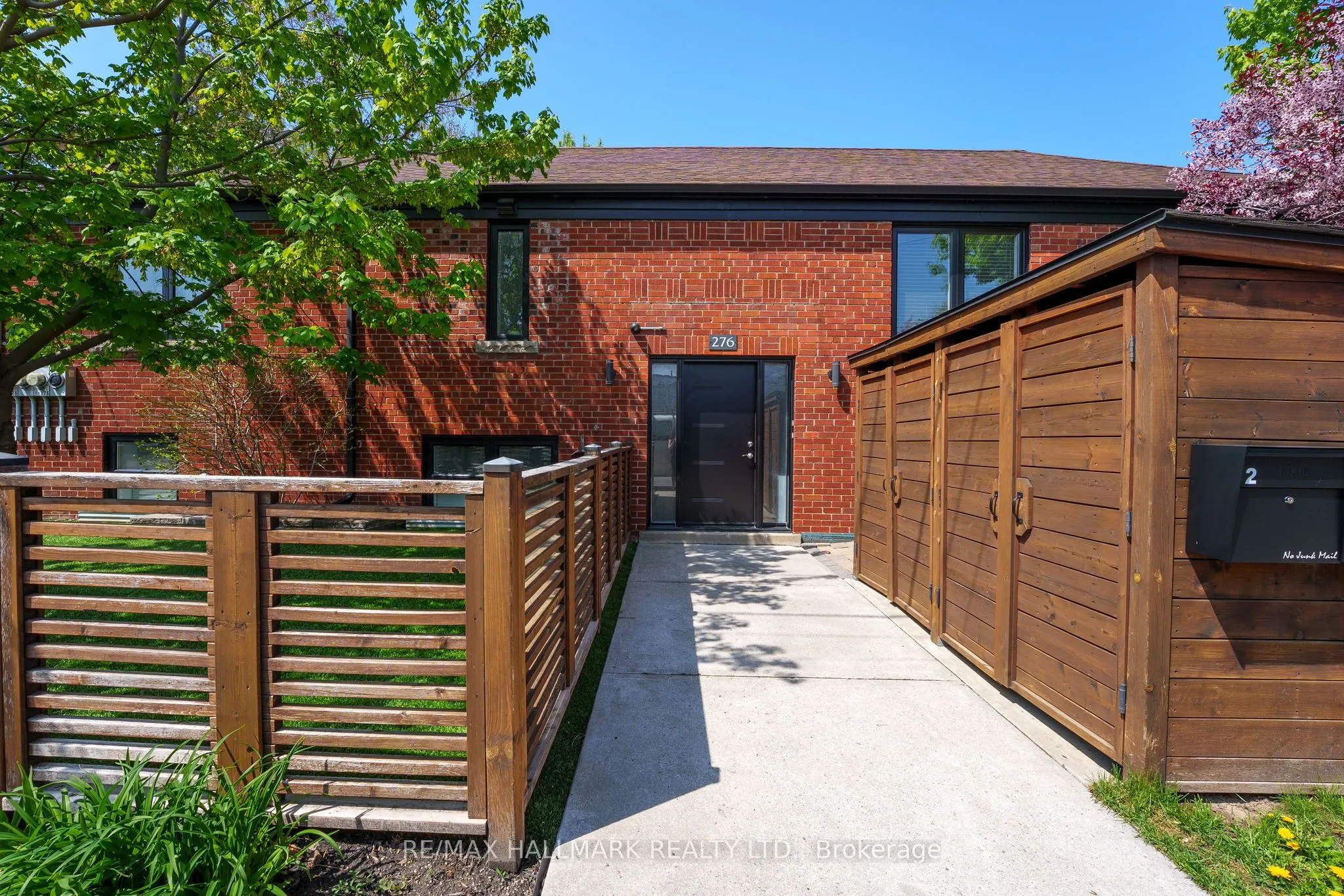 272&276 King Edward Avenue