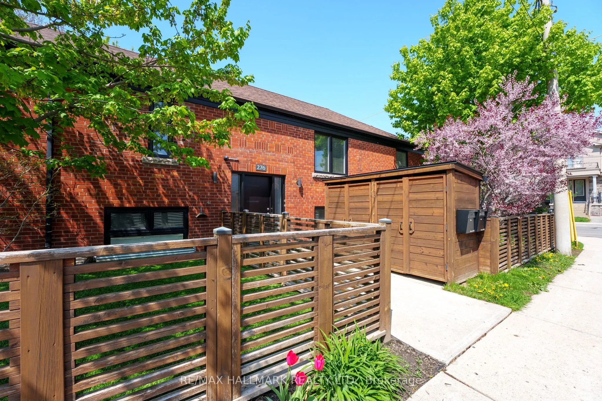 272&276 King Edward Avenue
