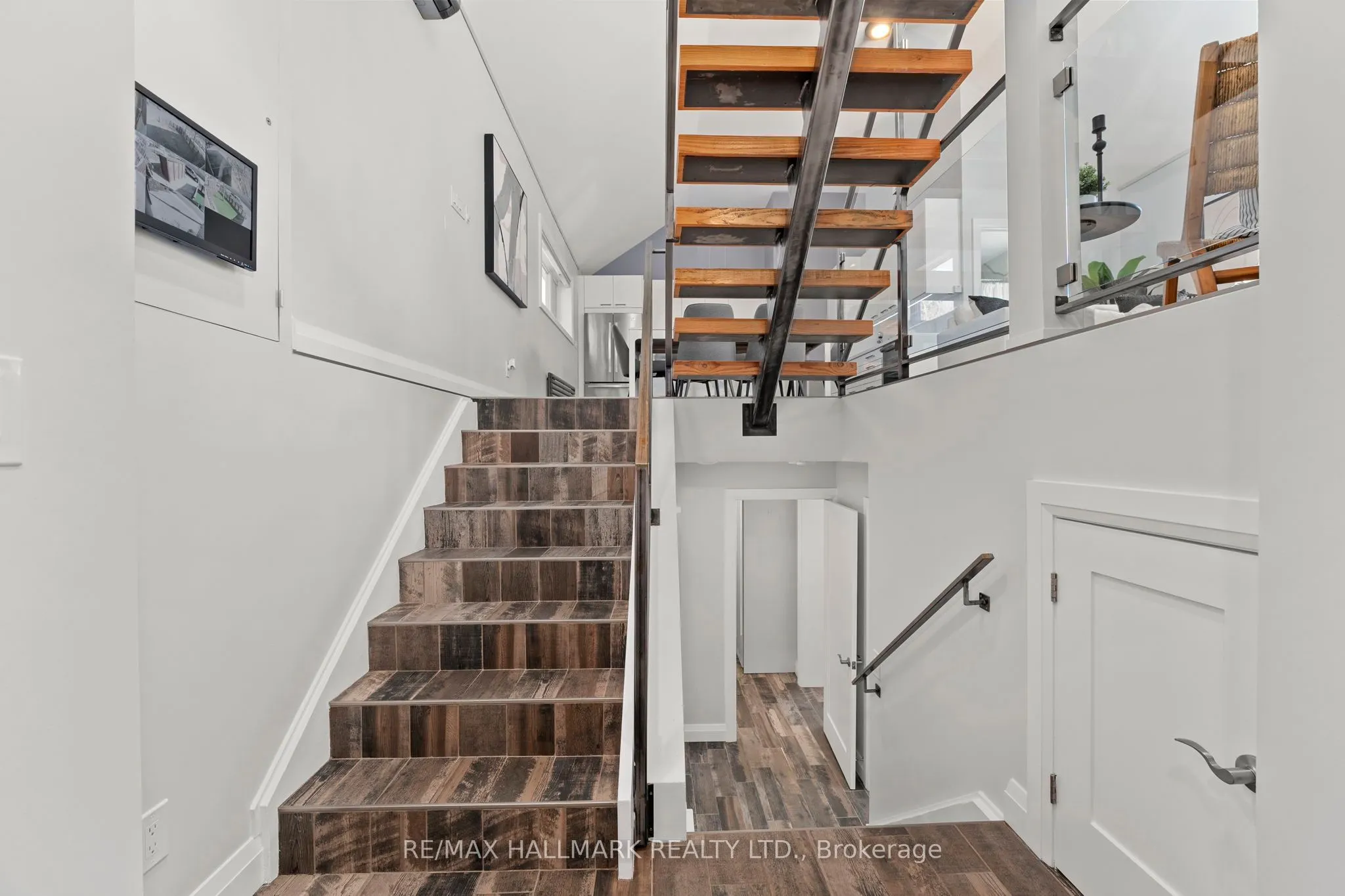 272&276 King Edward Avenue