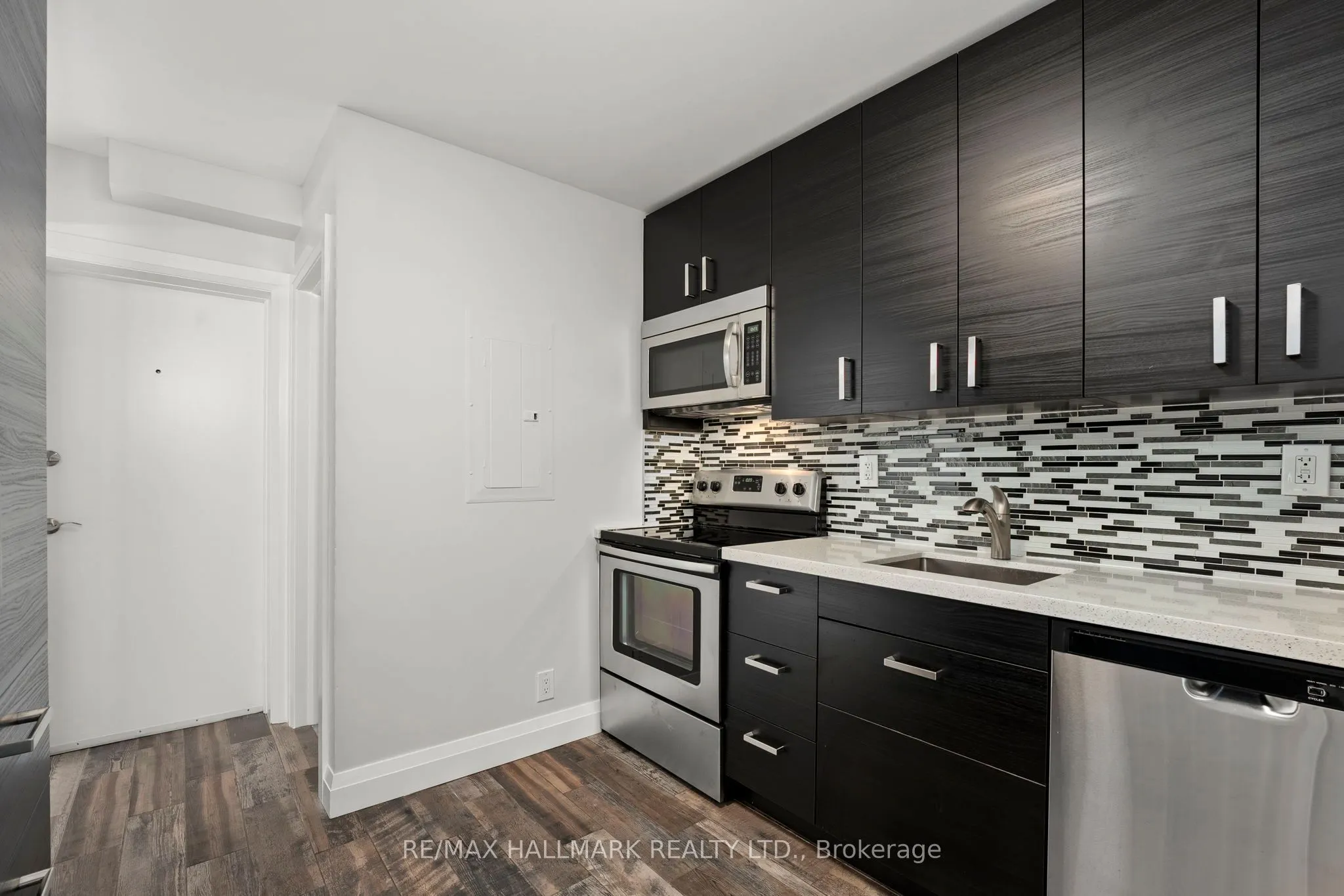 272&276 King Edward Avenue