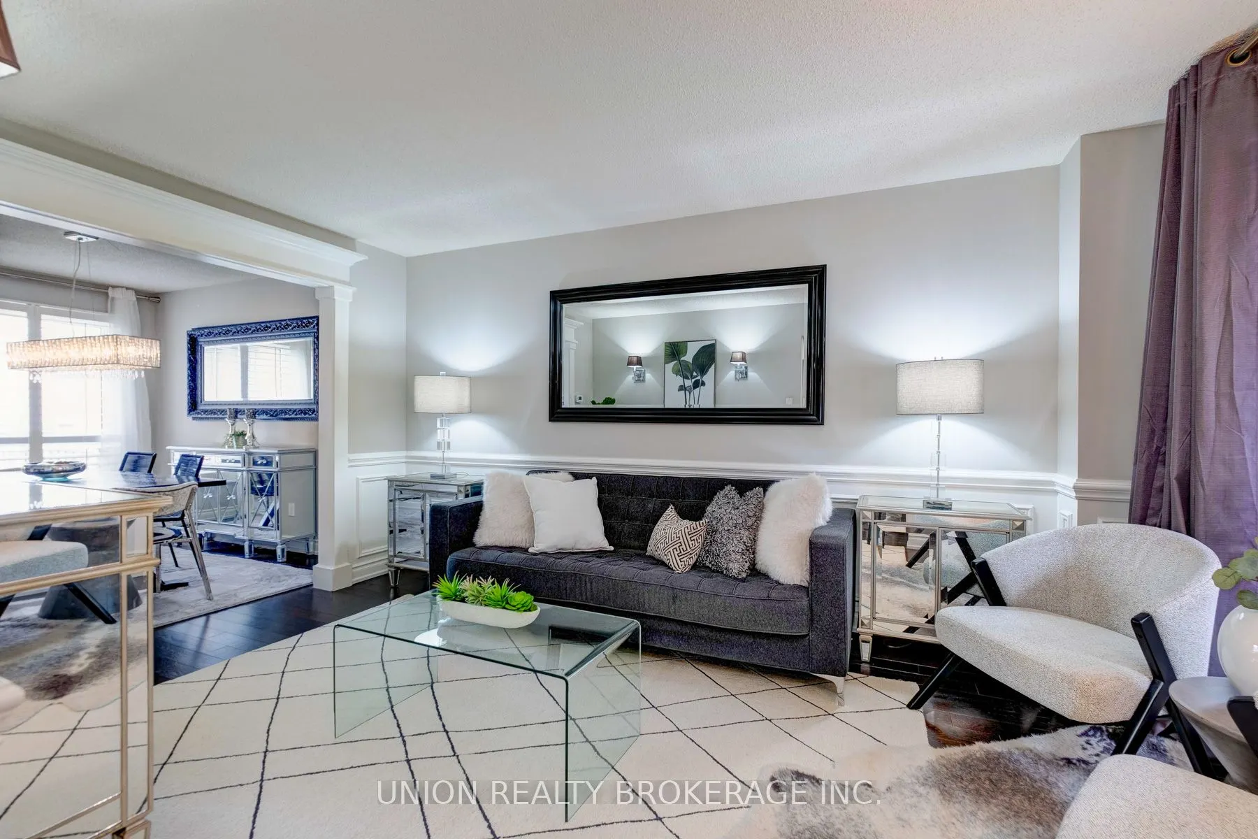 1022 Benton Crescent