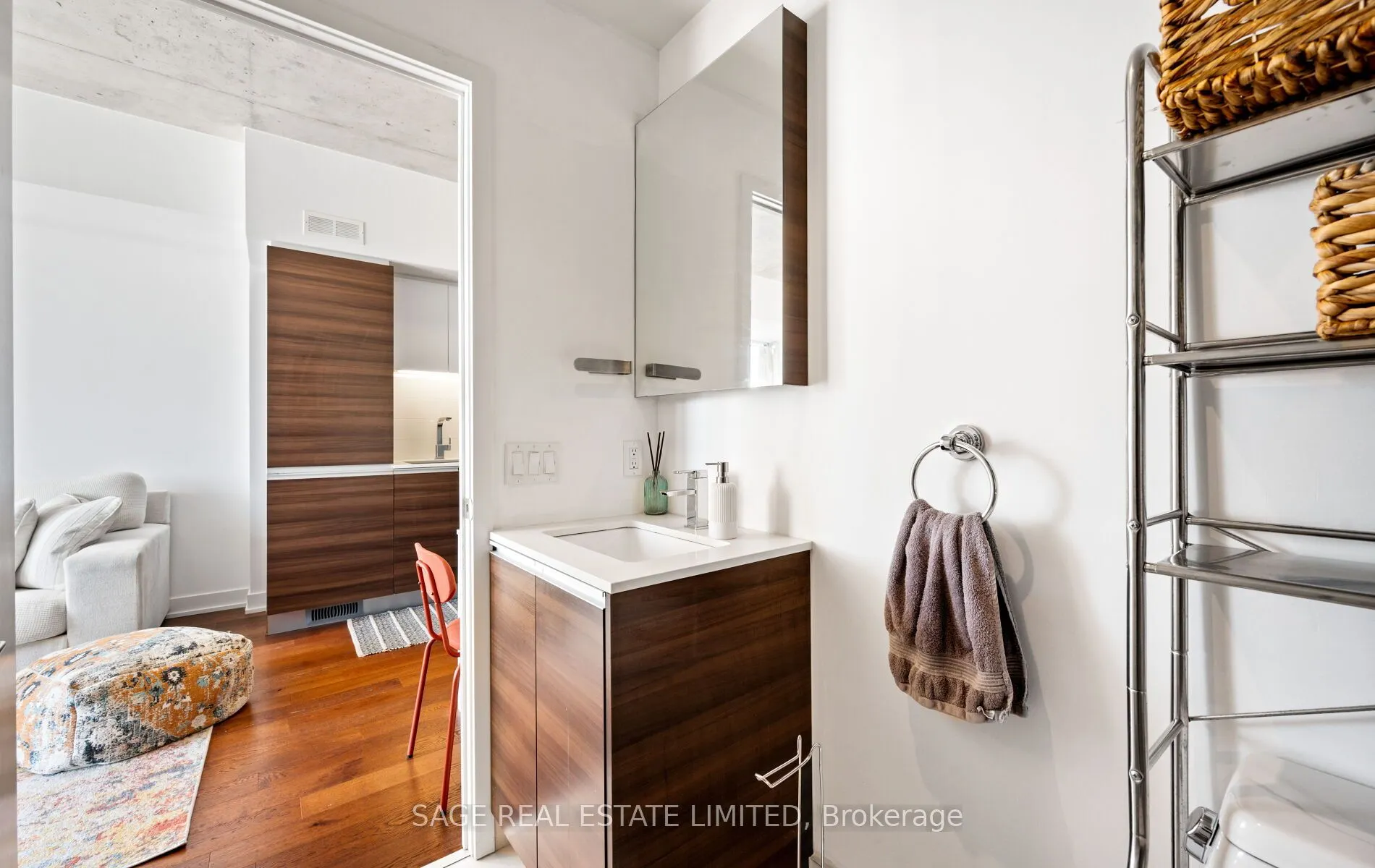 1190 Dundas Street E, #420