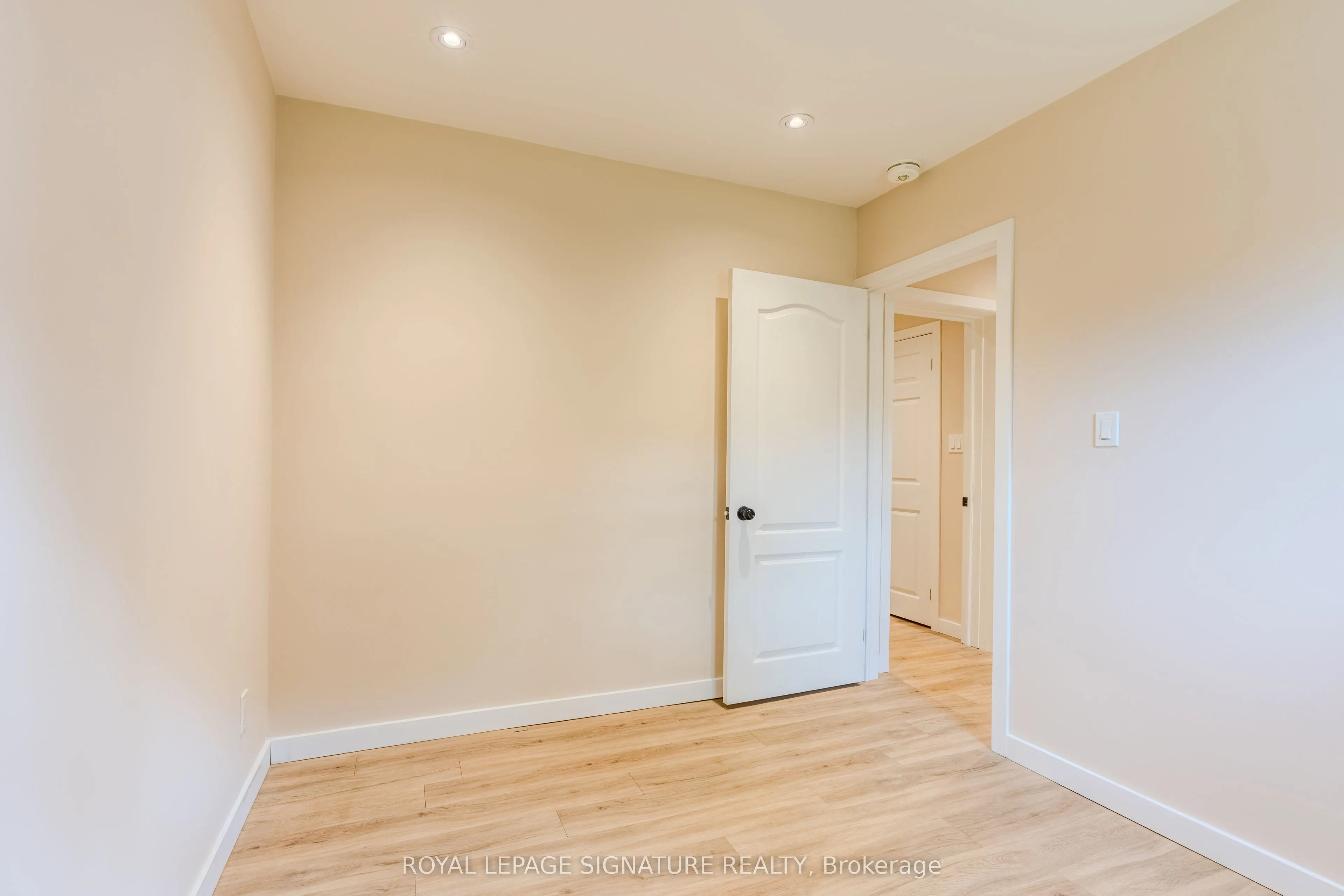 1 Hassard Avenue, #2