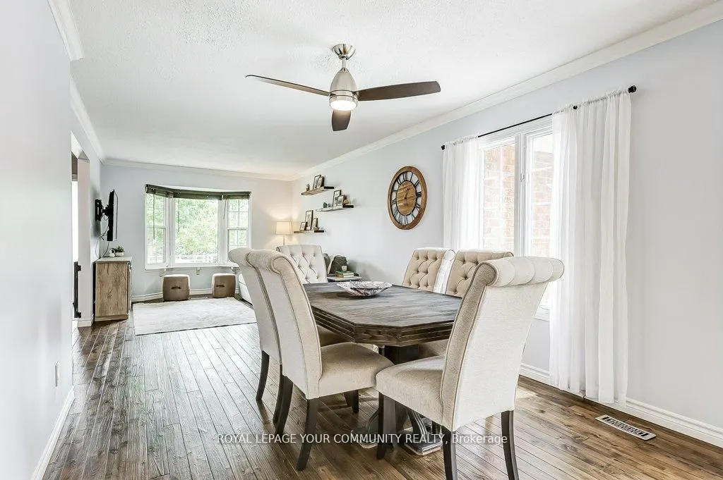 44 Canadian Oaks Drive