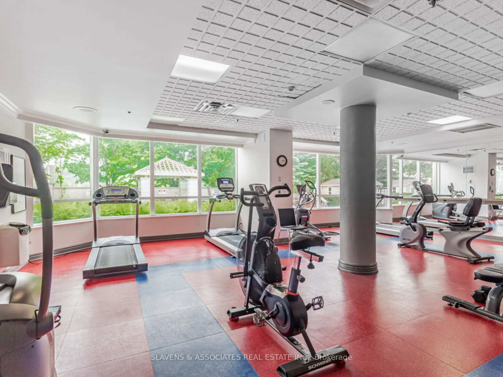 1000 The Esplanade Road N, #1404