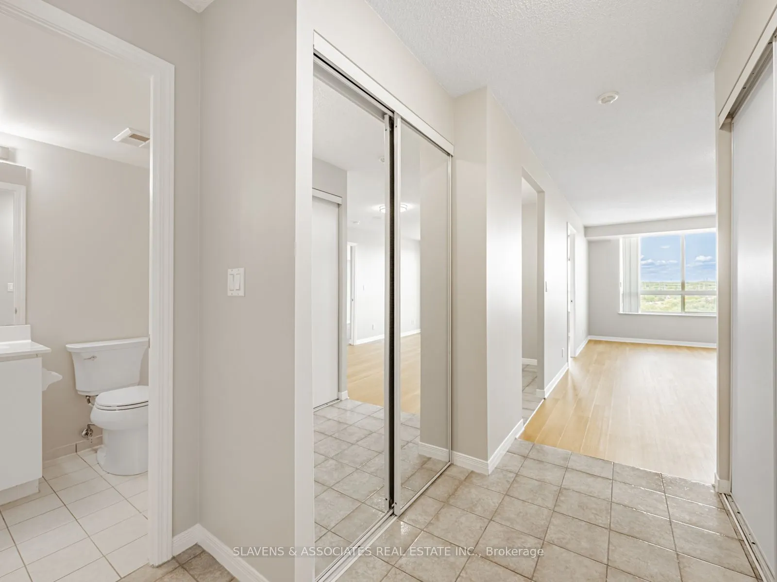 1000 The Esplanade Road N, #1404