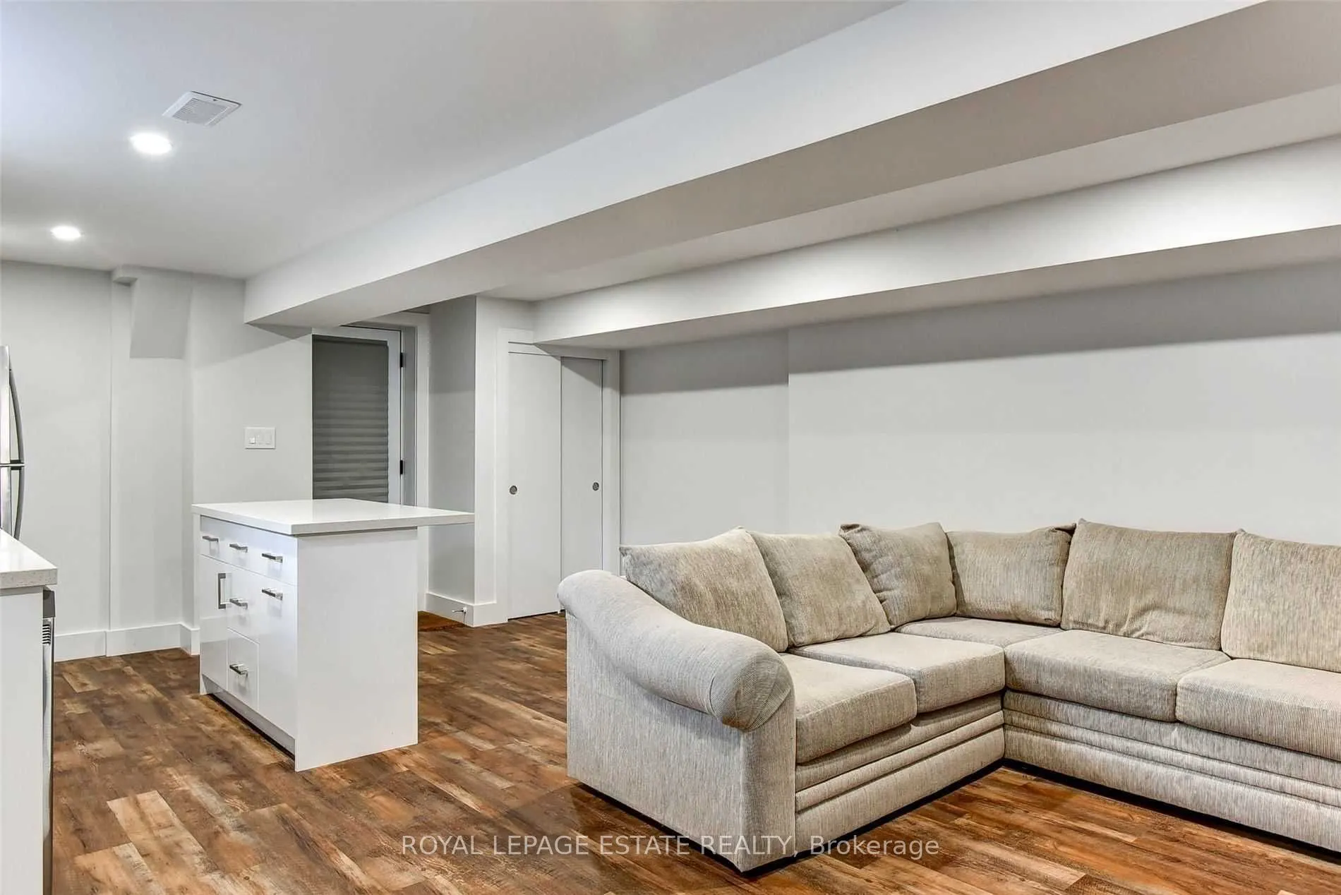 1329 Woodbine Avenue, #Bsmt
