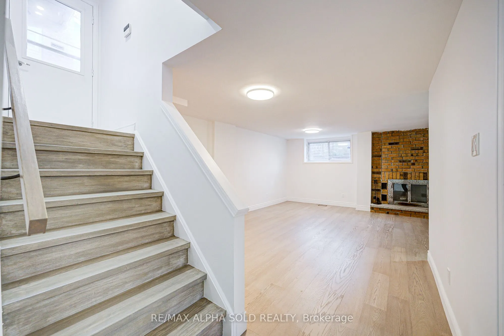 18 Copthorne Avenue
