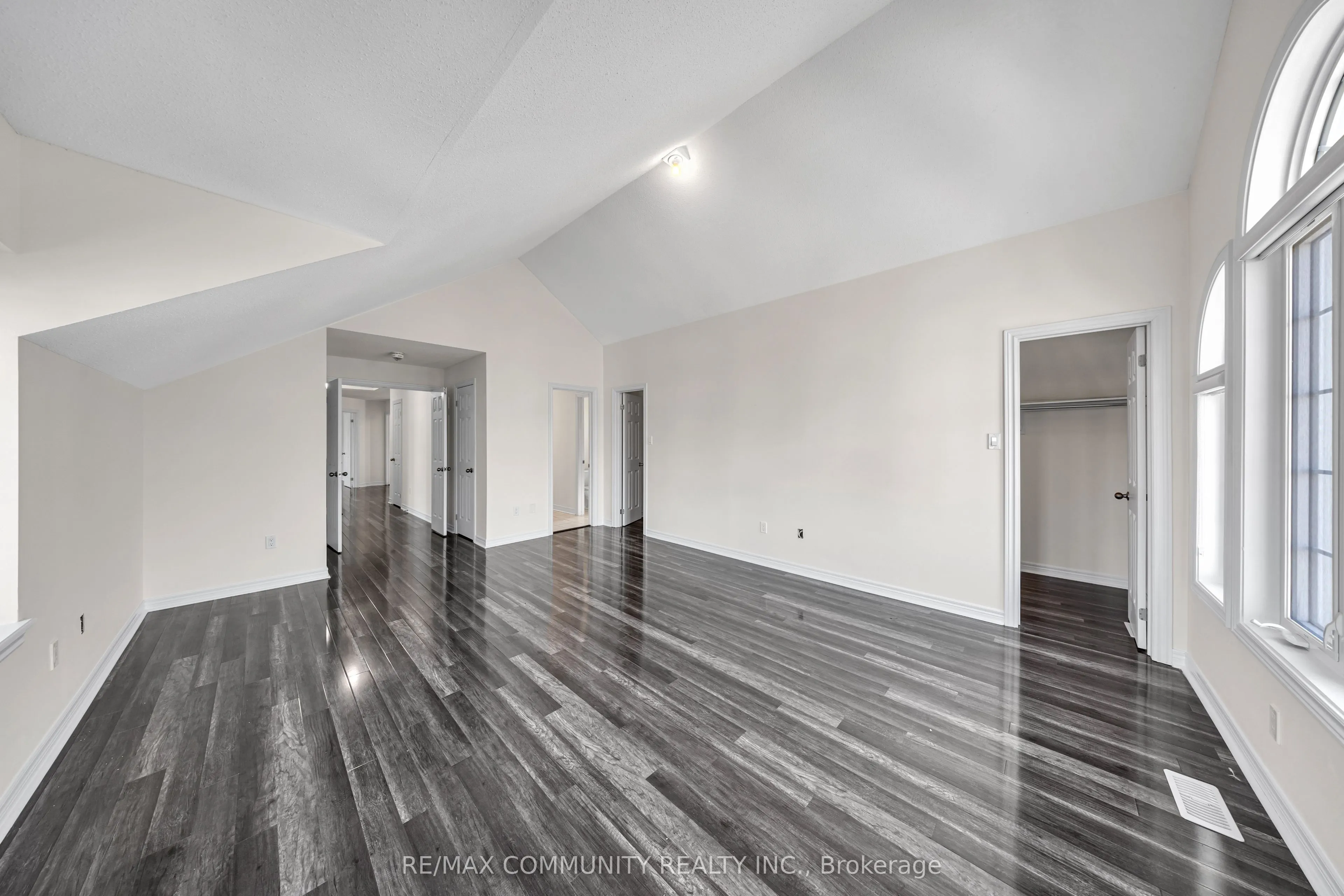 35 McCourt Drive