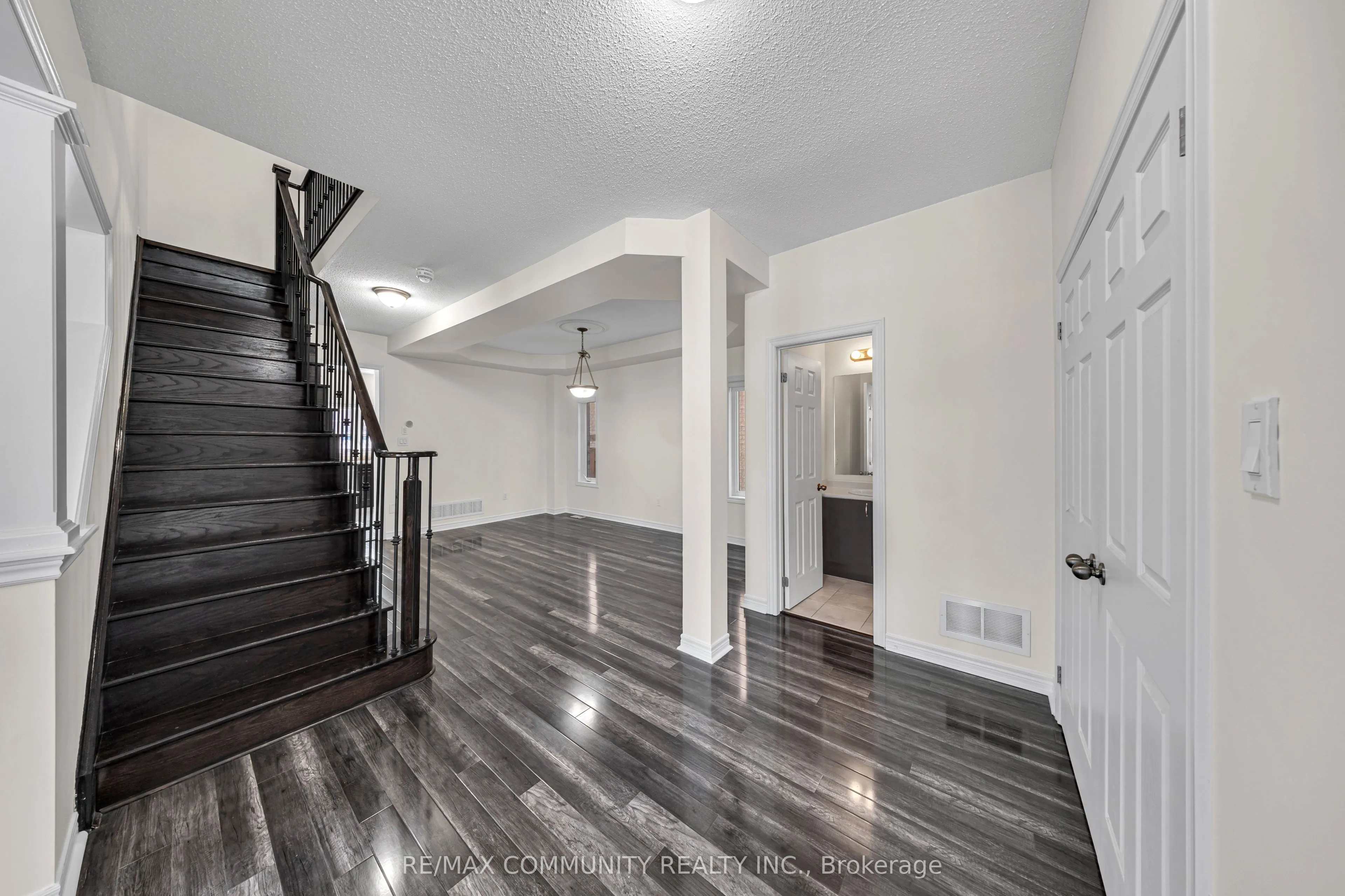 35 McCourt Drive