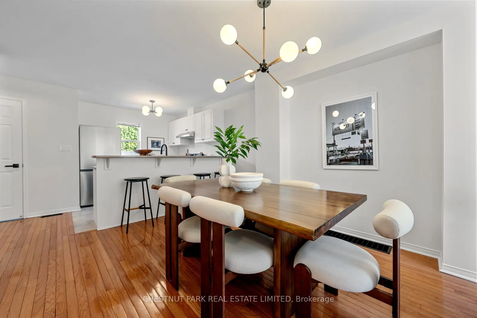 13 Agnes Lane