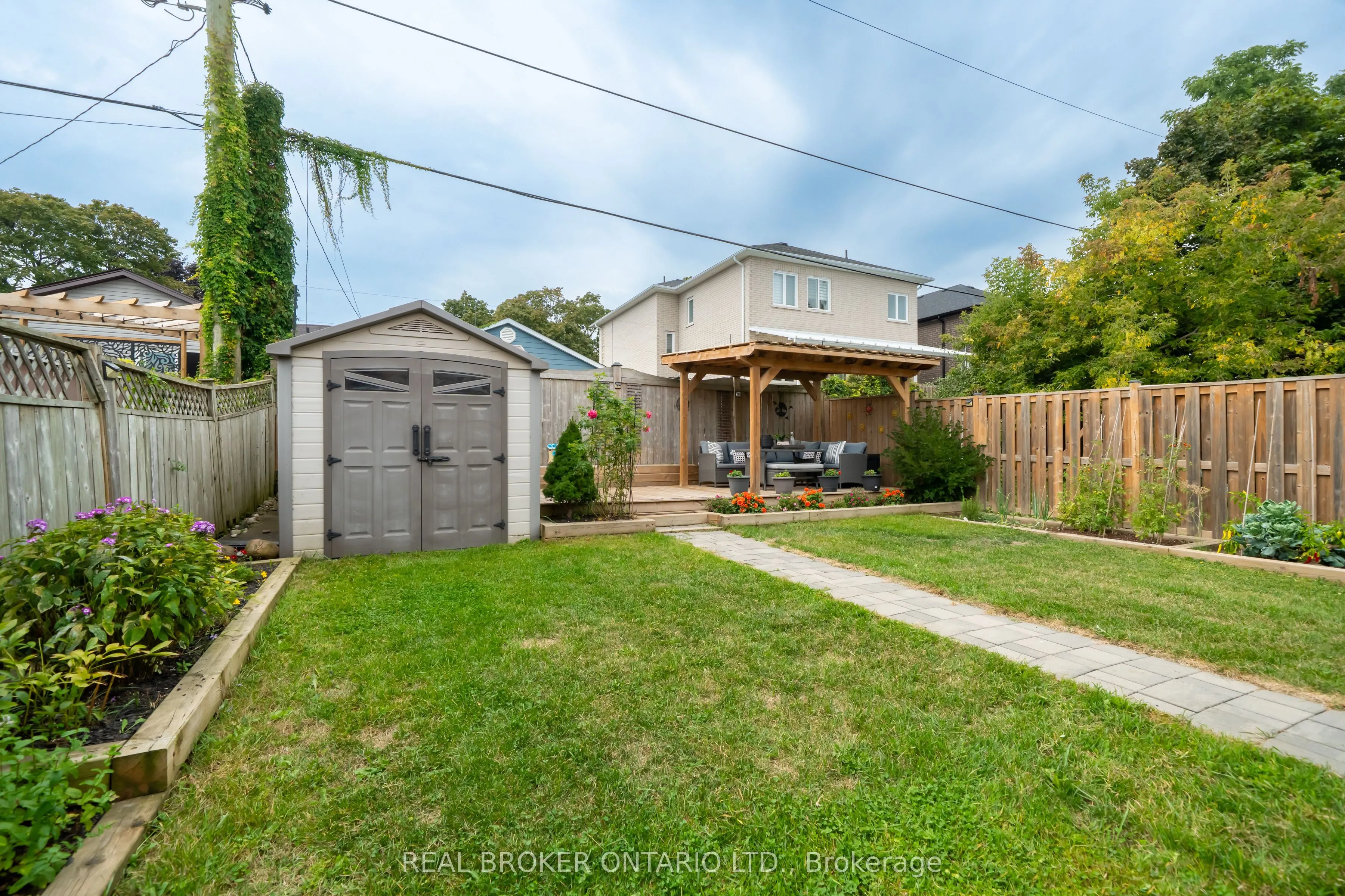24 Angus Drive