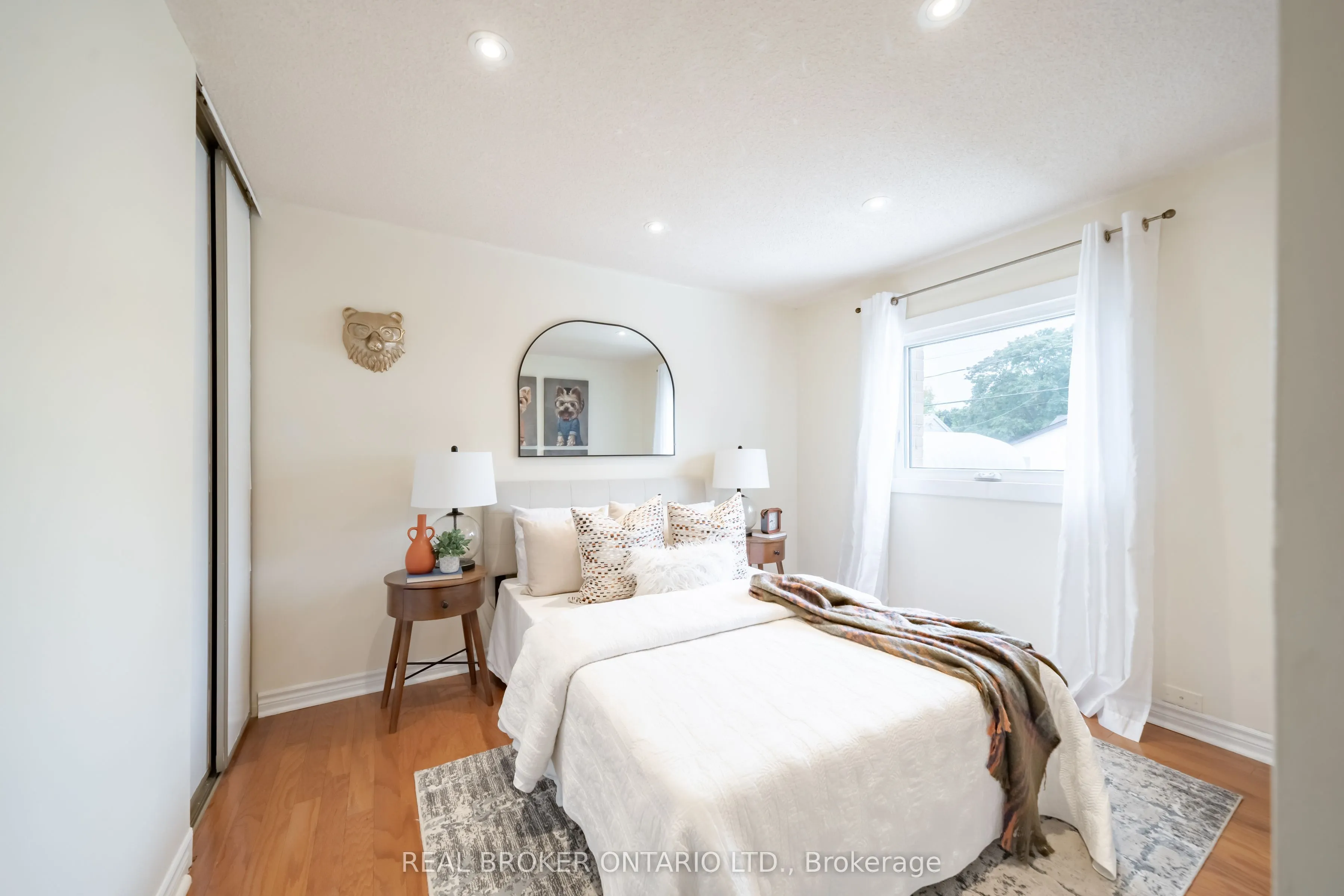 24 Angus Drive