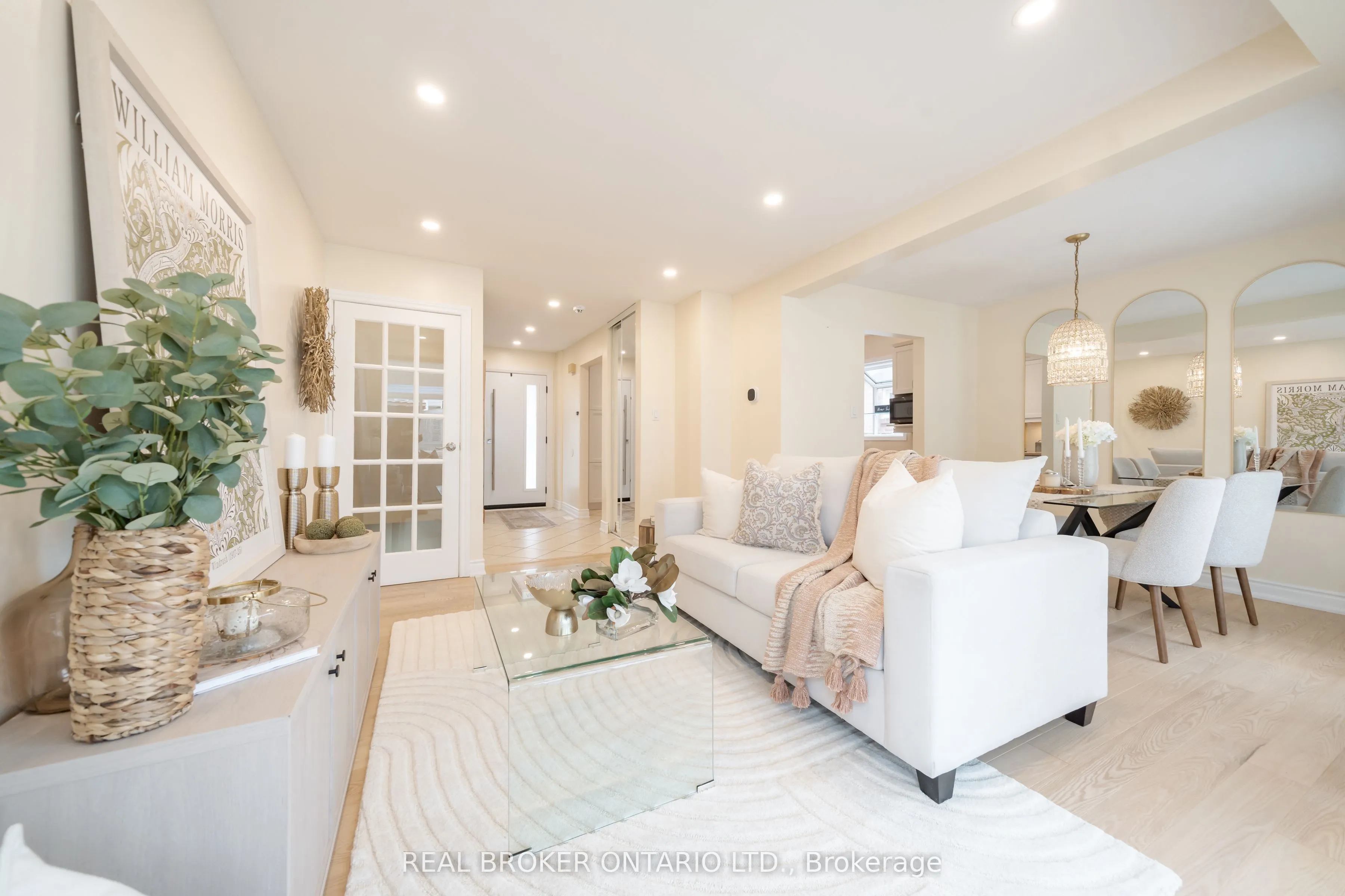 24 Angus Drive