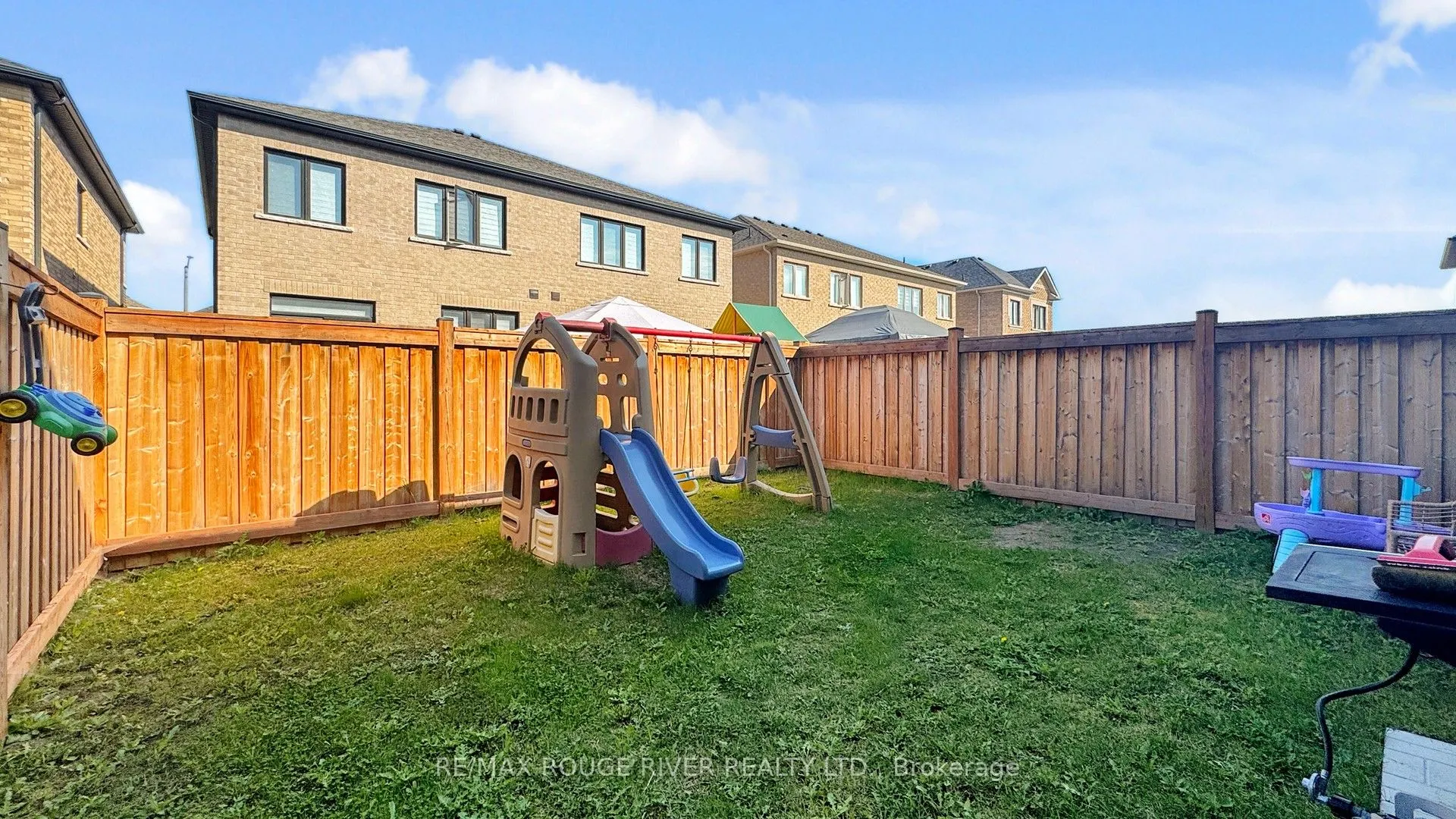 156 Christine Elliott Avenue
