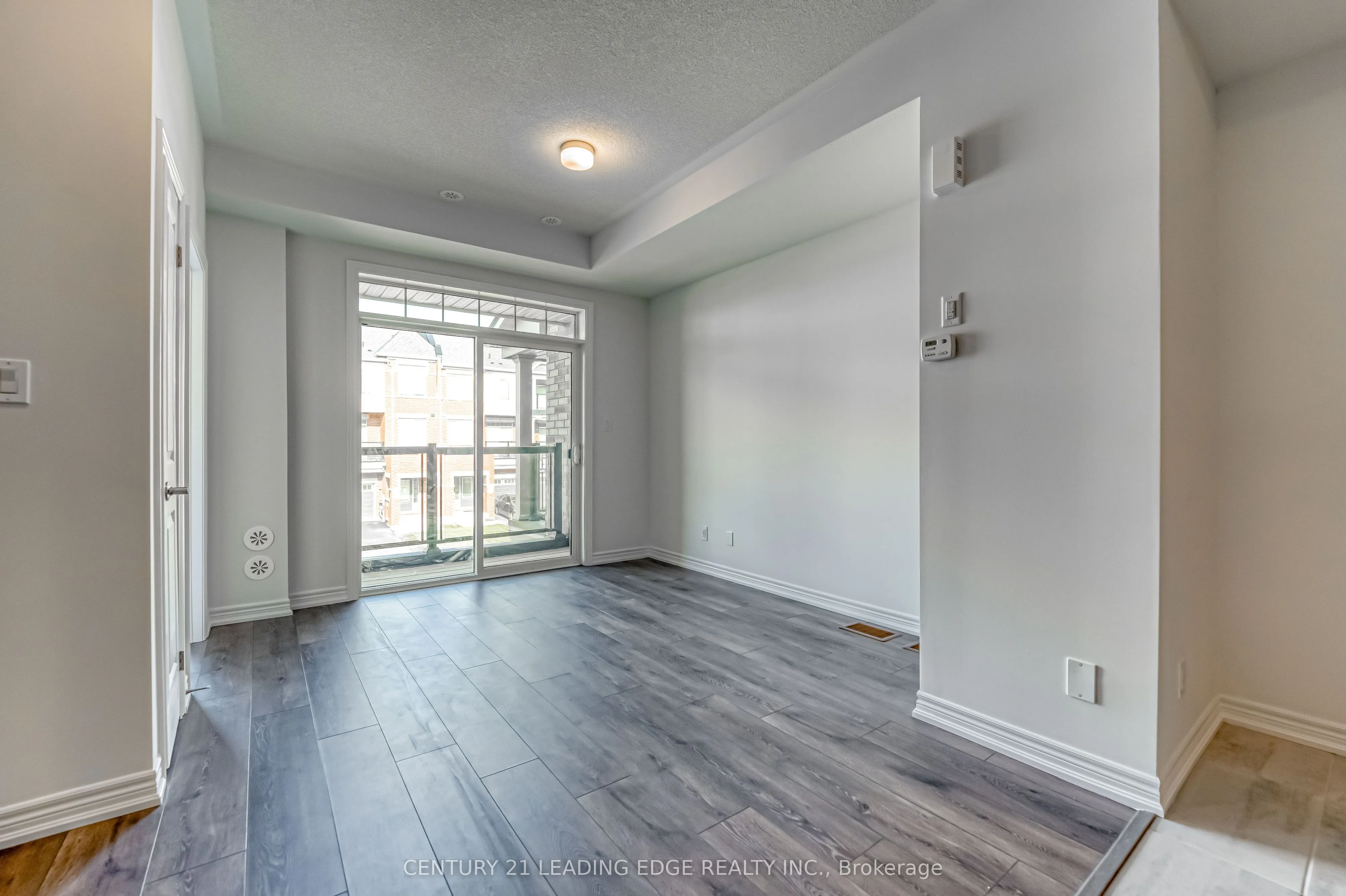 1112 Lockie Drive