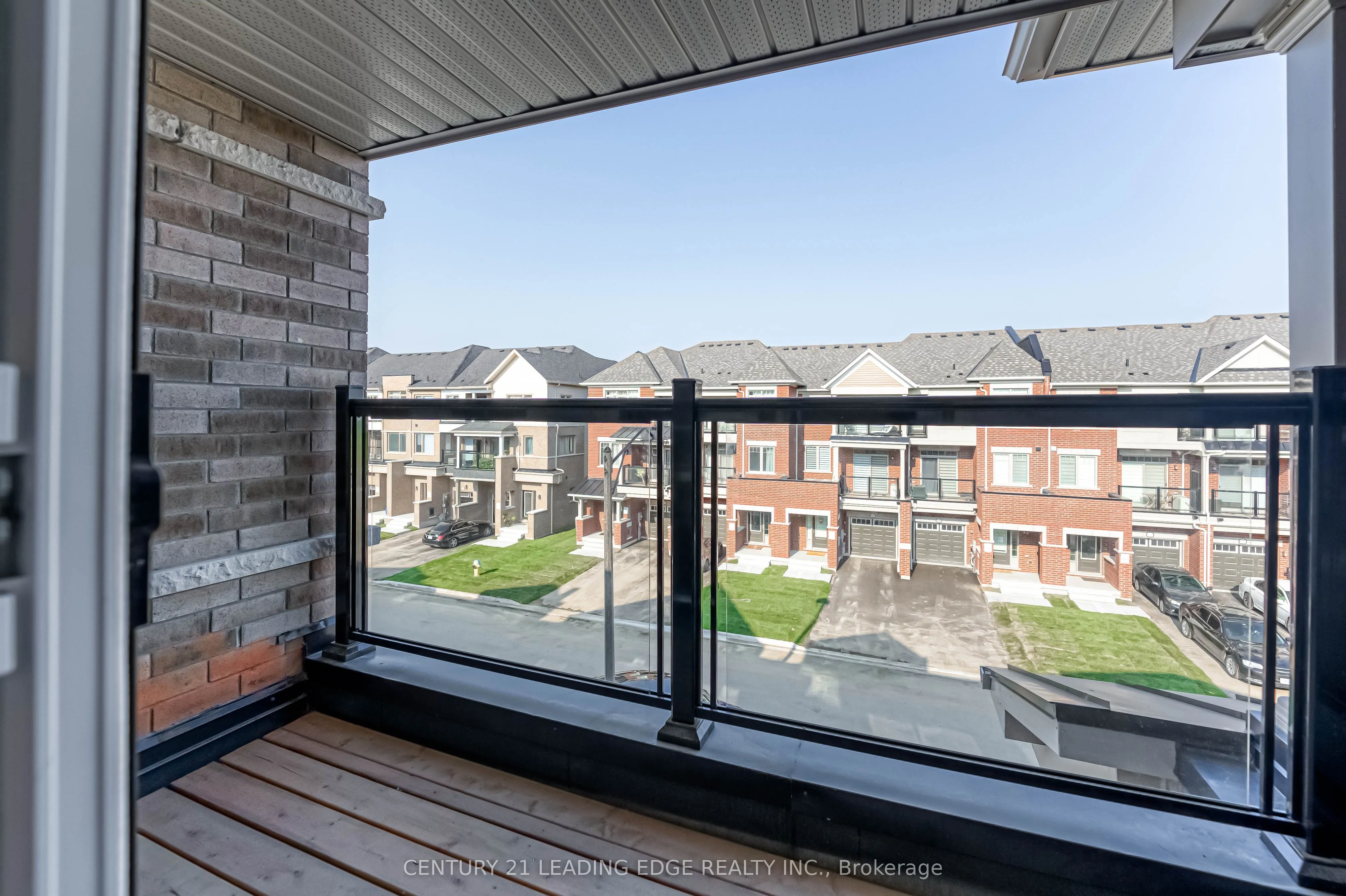 1112 Lockie Drive