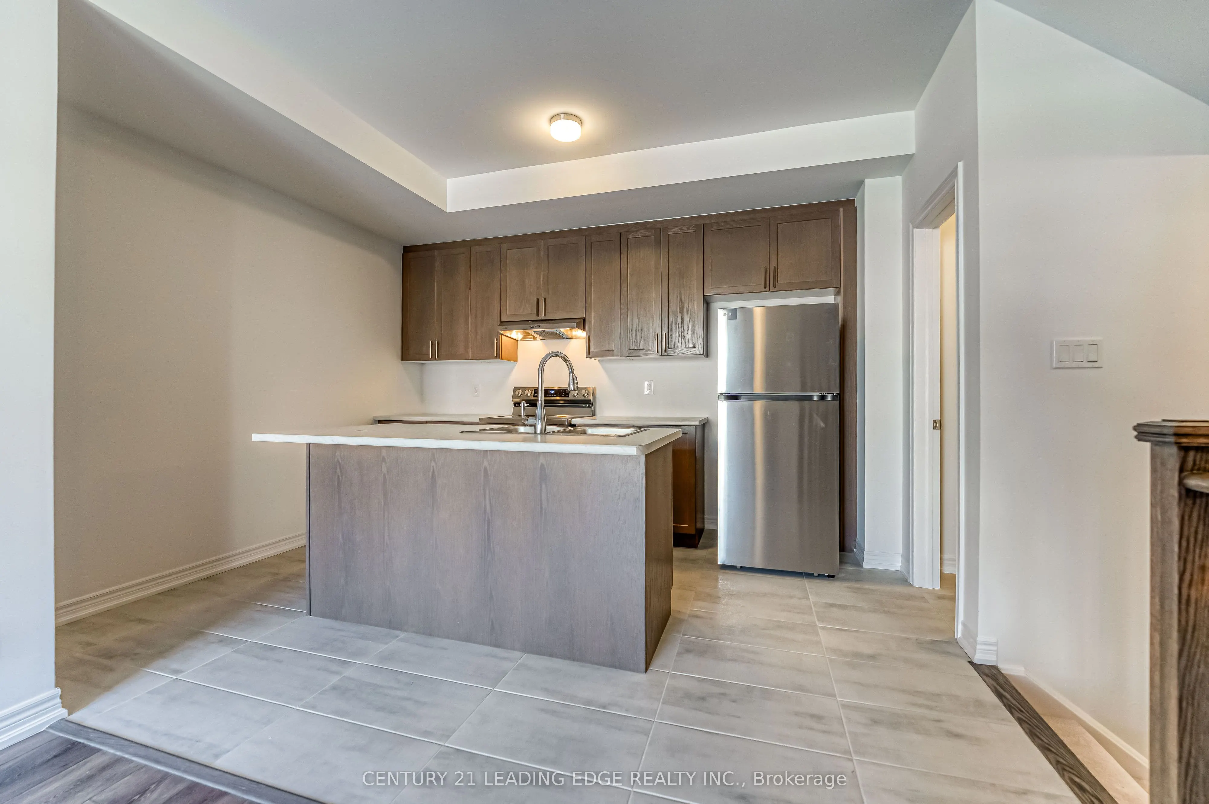 1112 Lockie Drive