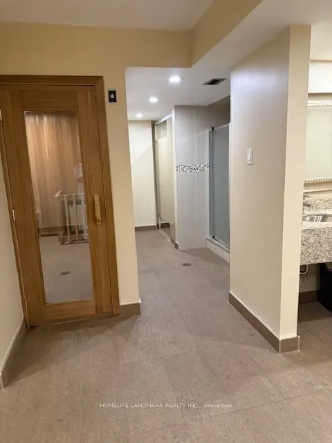 15 Torrance Road, #1811
