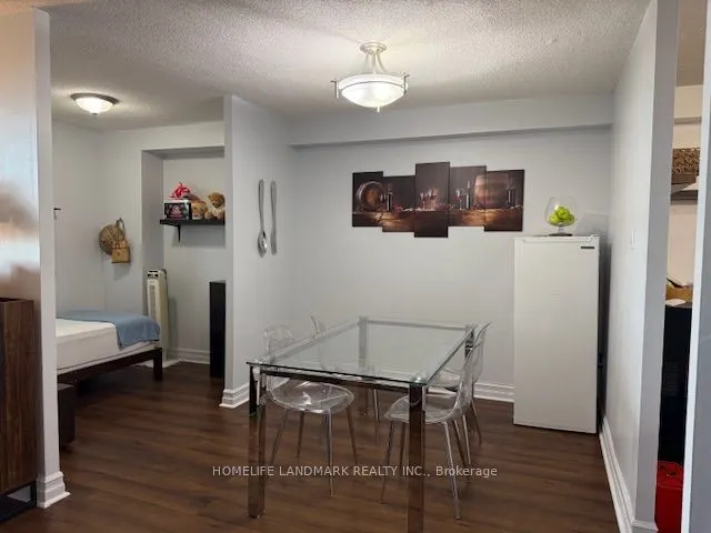 15 Torrance Road, #1811