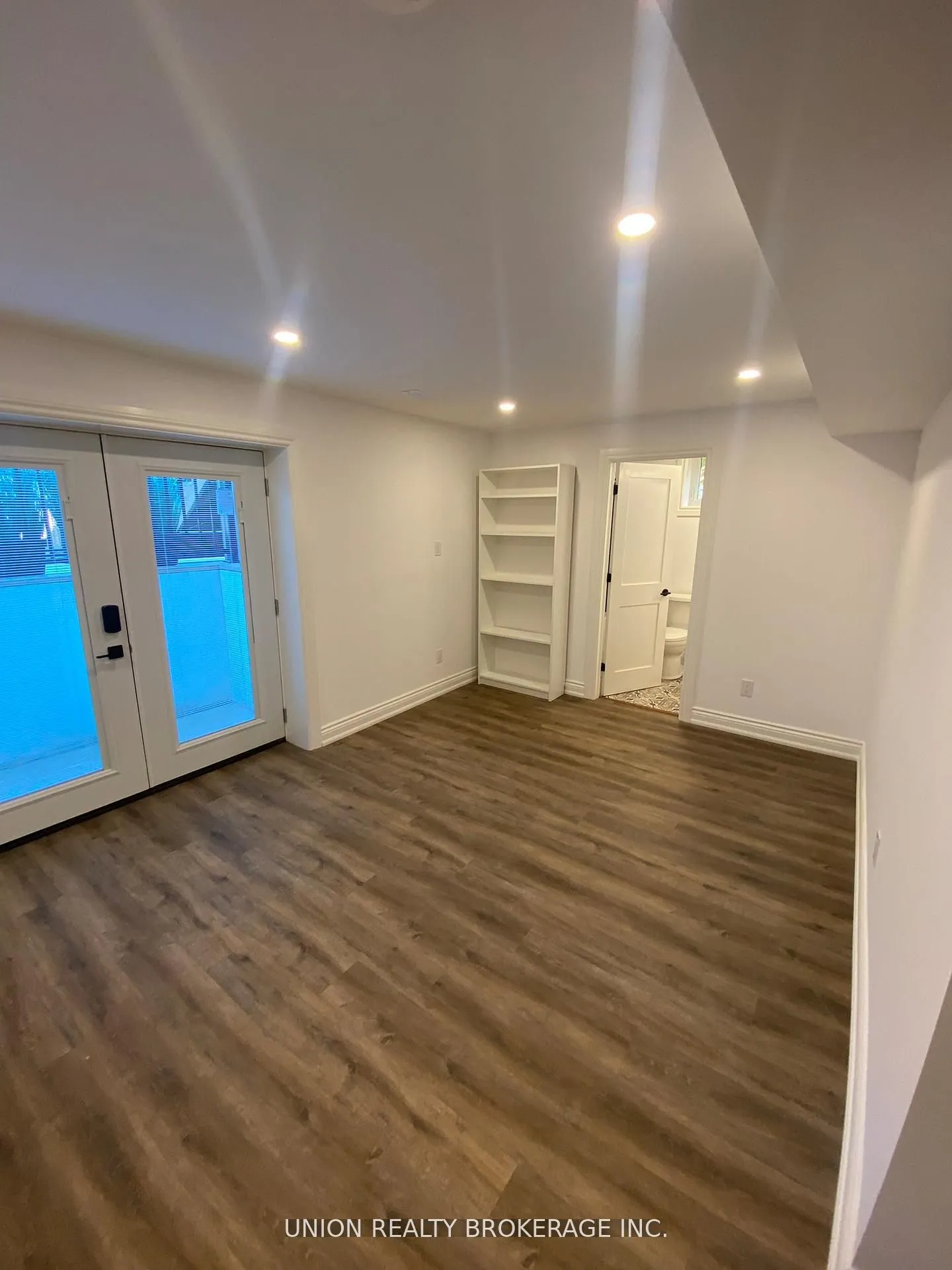 42 North Drive