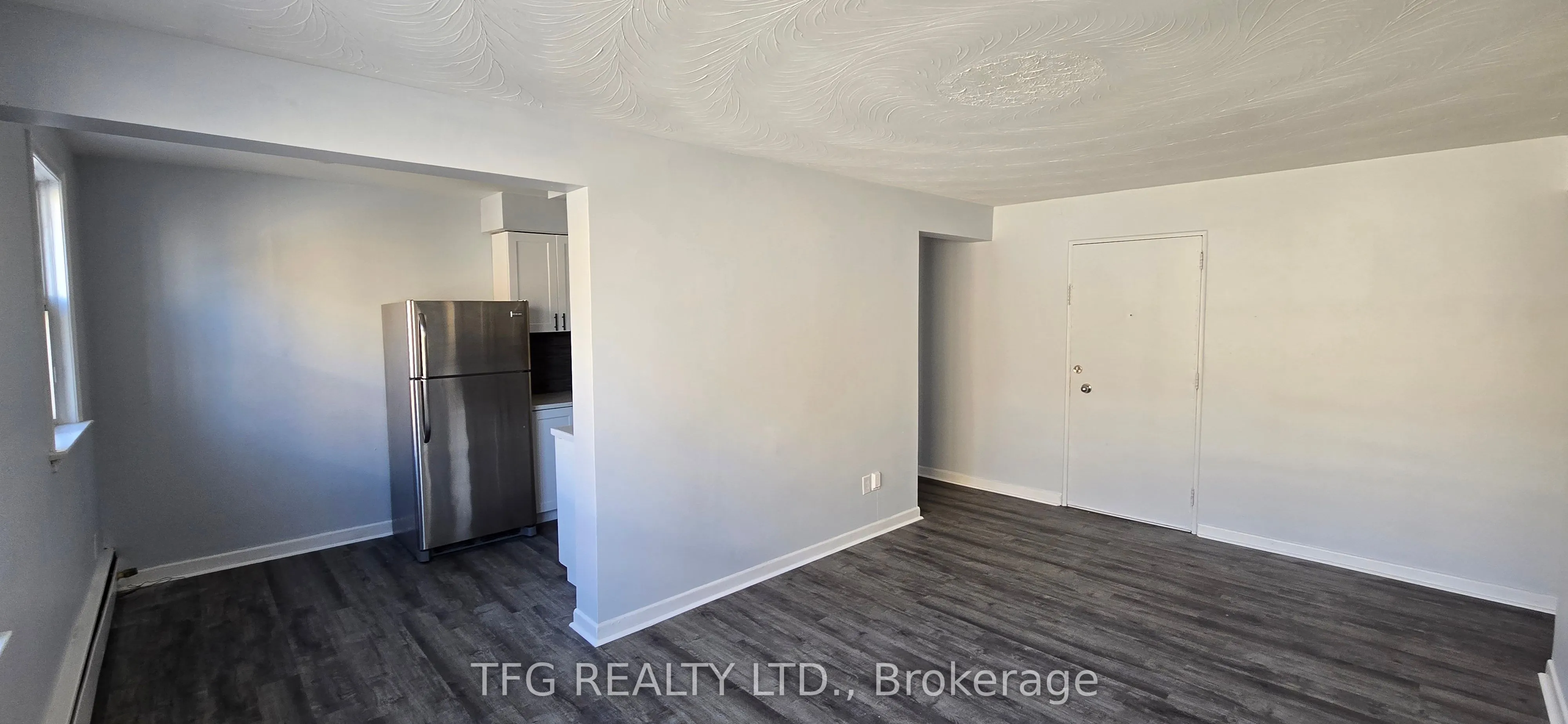 300 Montrave Avenue, #8