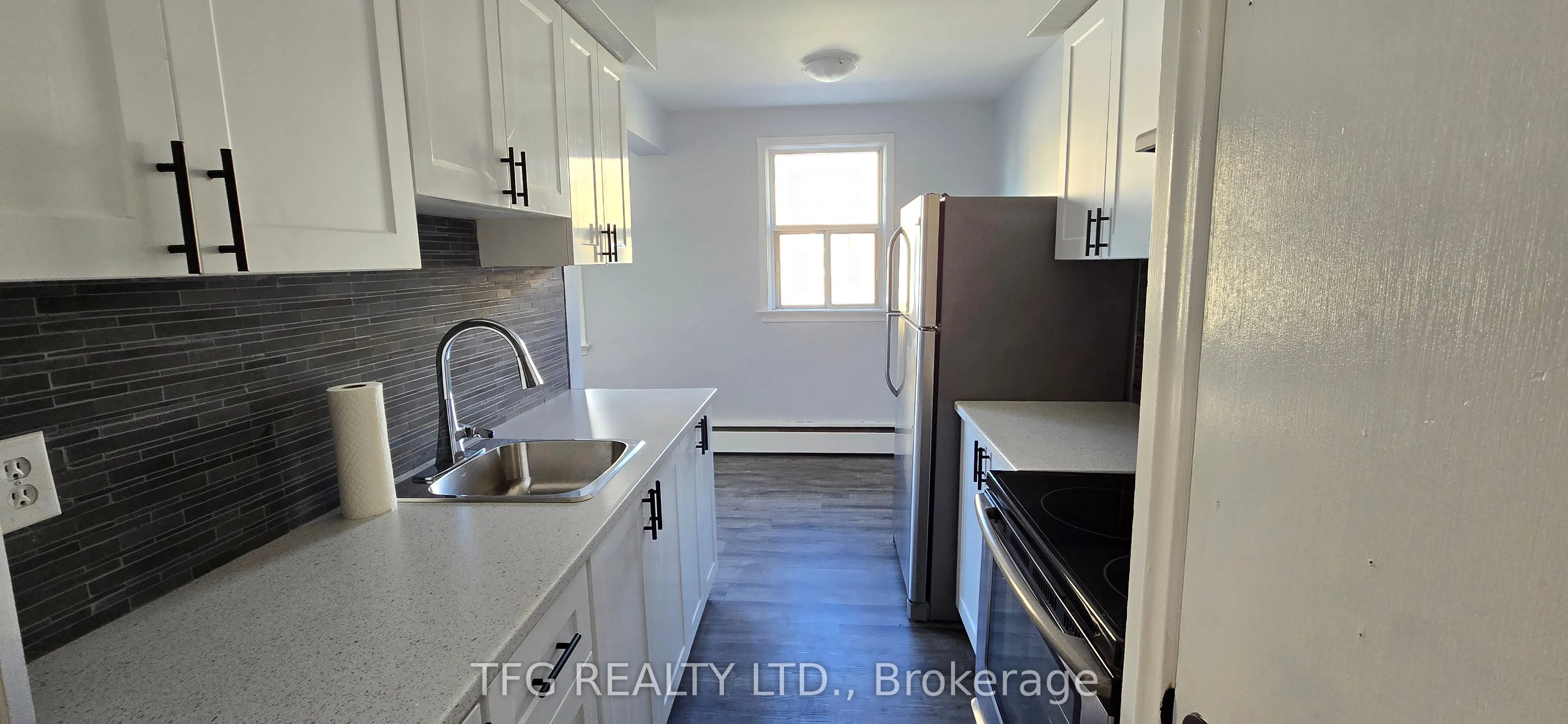 300 Montrave Avenue, #8