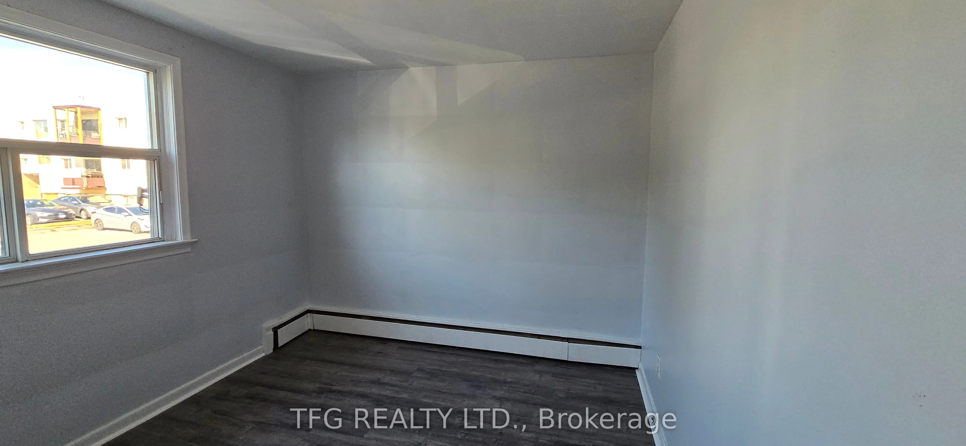 300 Montrave Avenue, #8