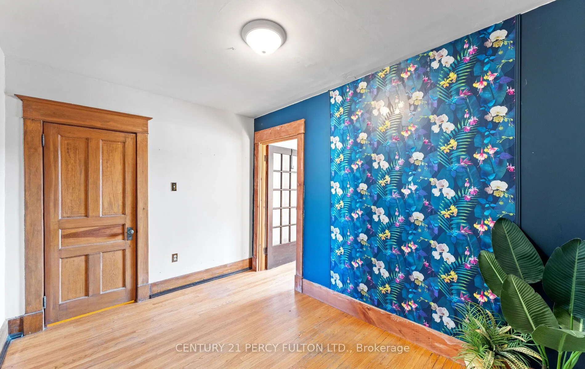 228 Brock Street N, #UPPER