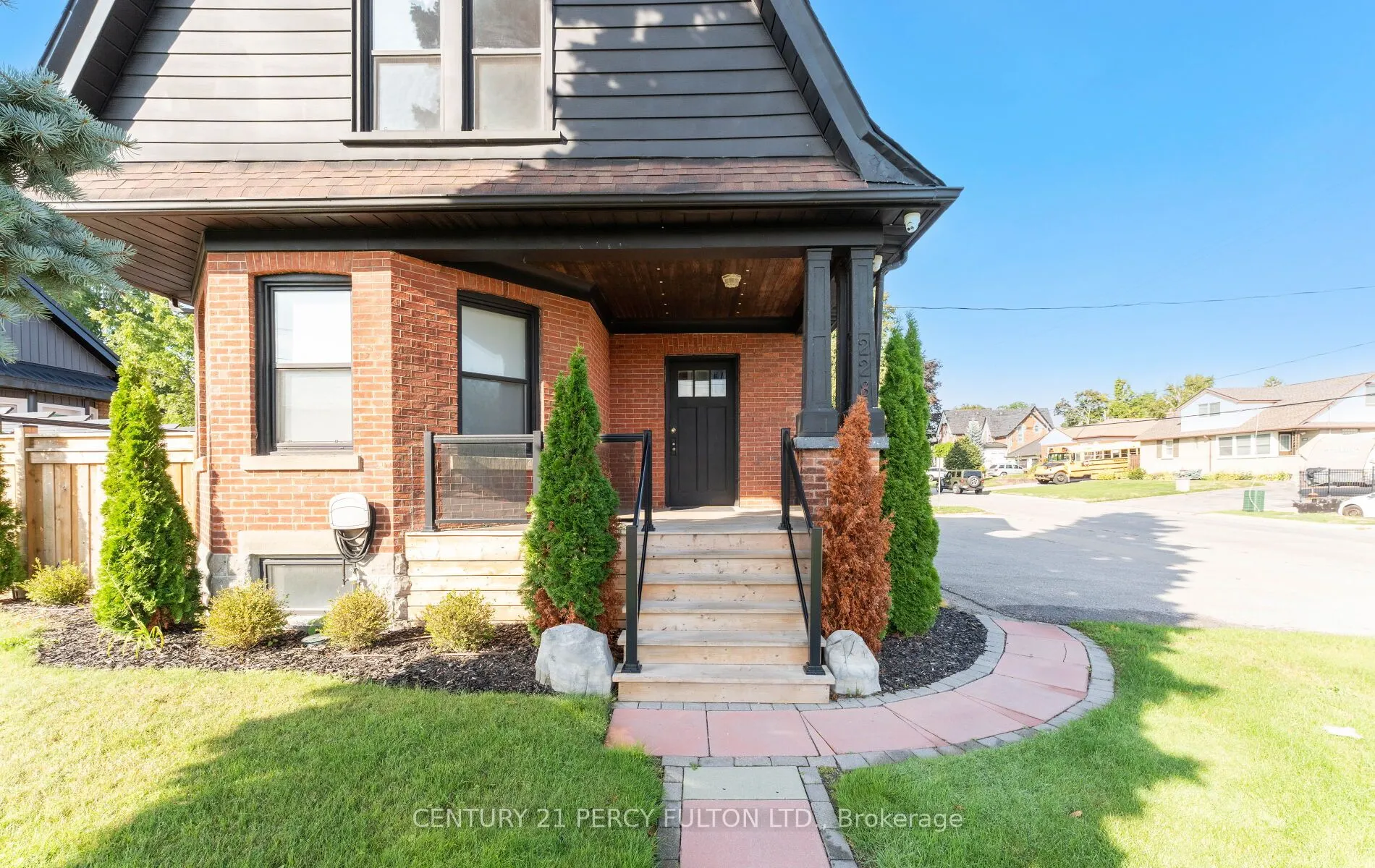 228 Brock Street N, #UPPER