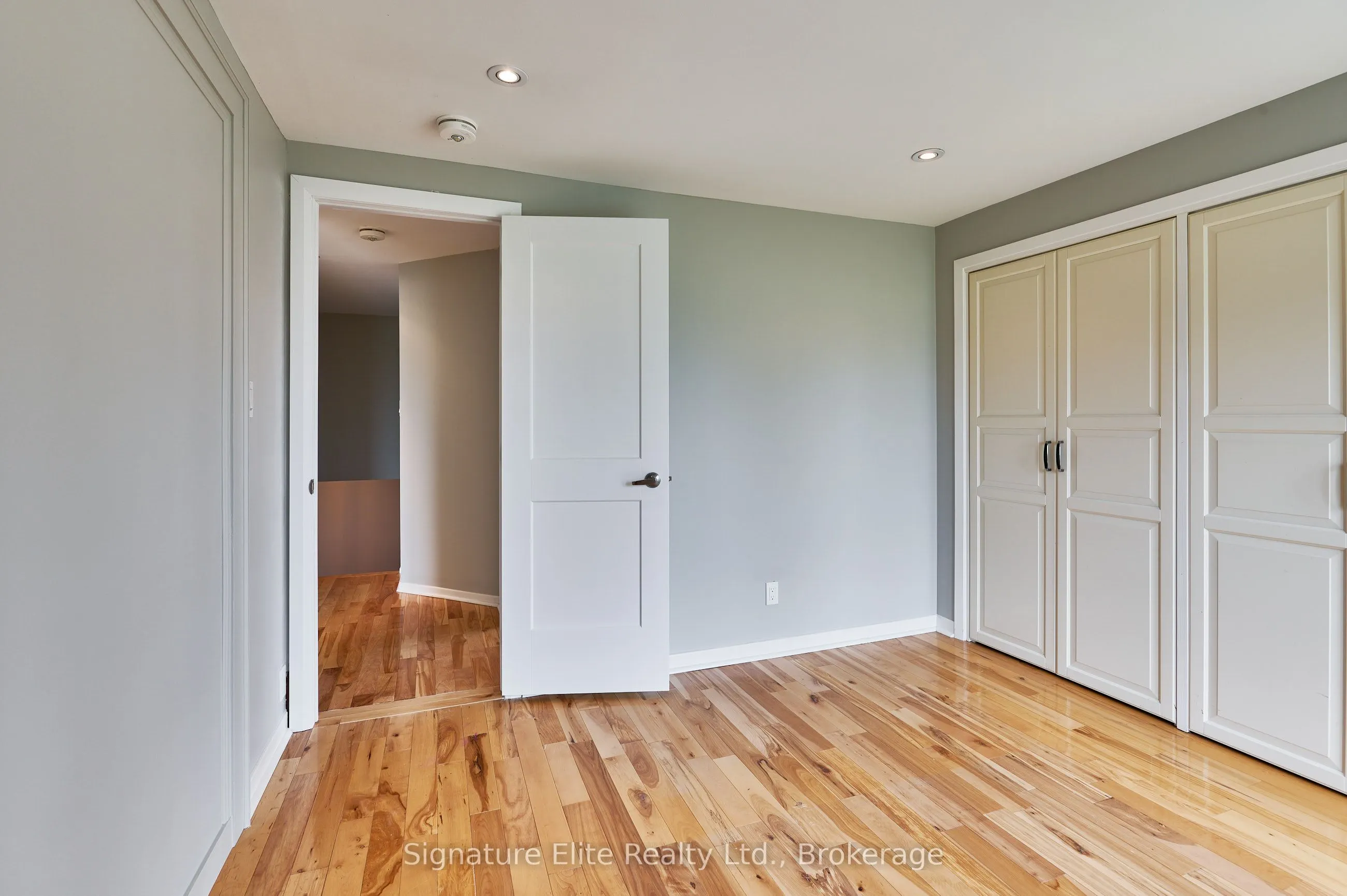 417 Guildwood Parkway, #Upper