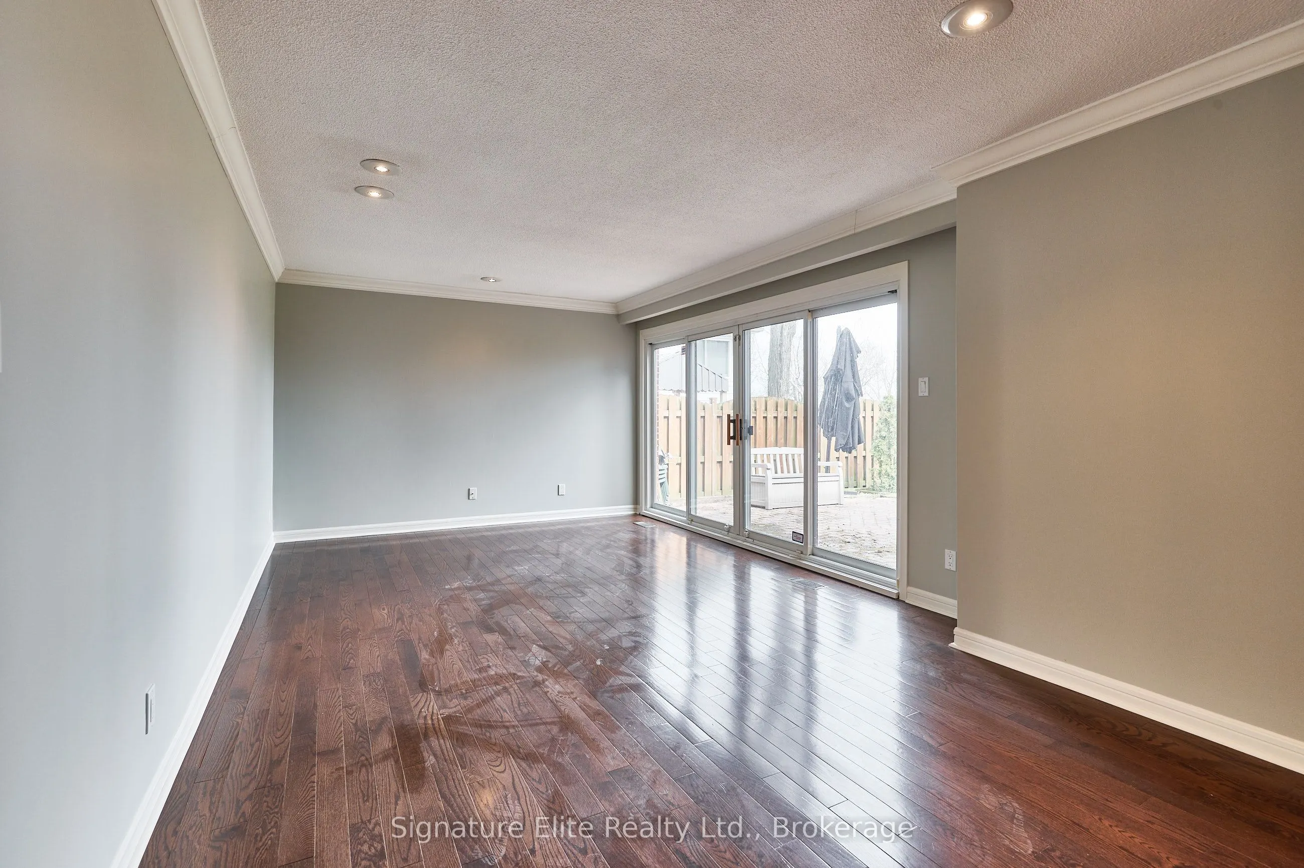 417 Guildwood Parkway, #Upper