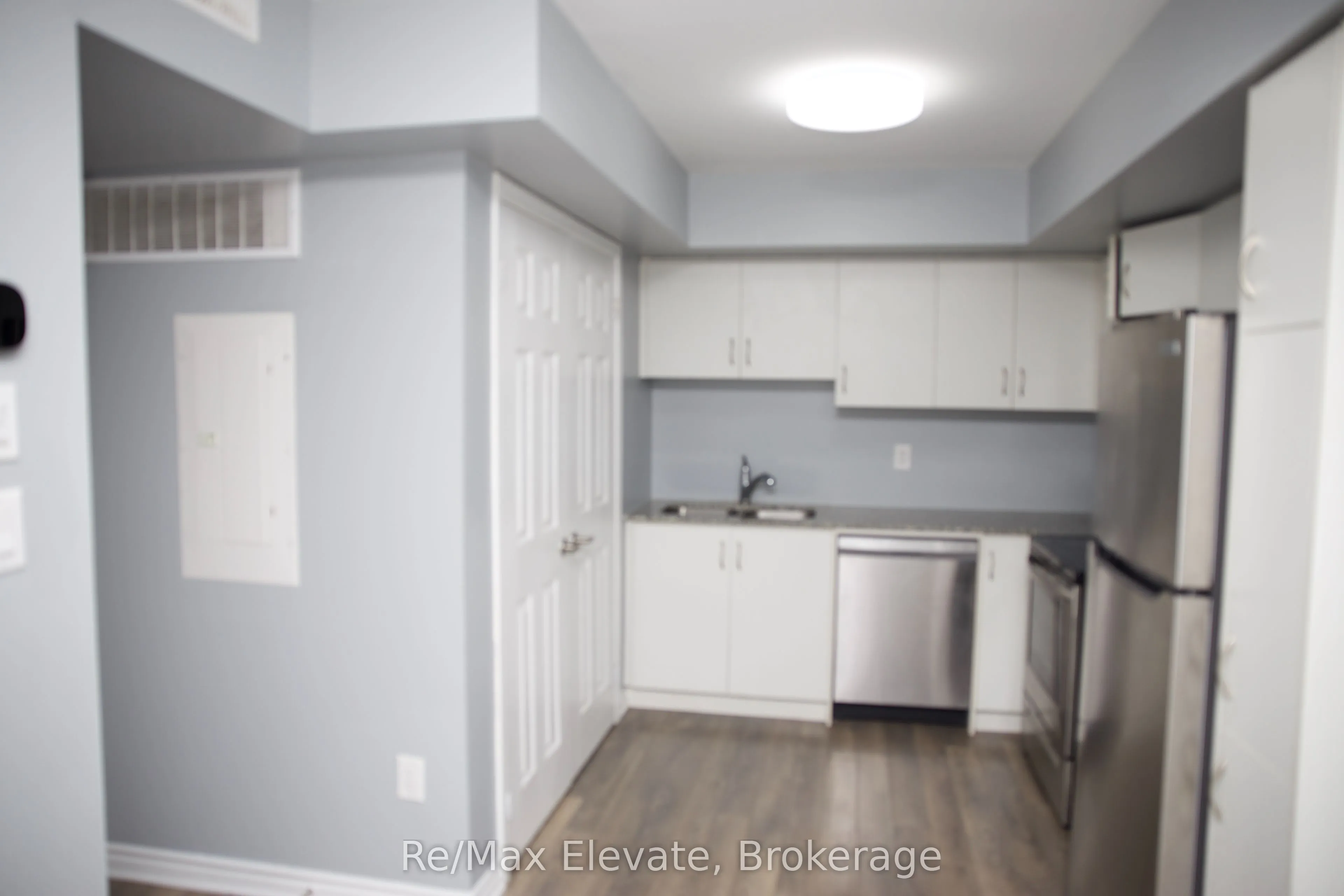 2791 Eglinton Avenue E, #530