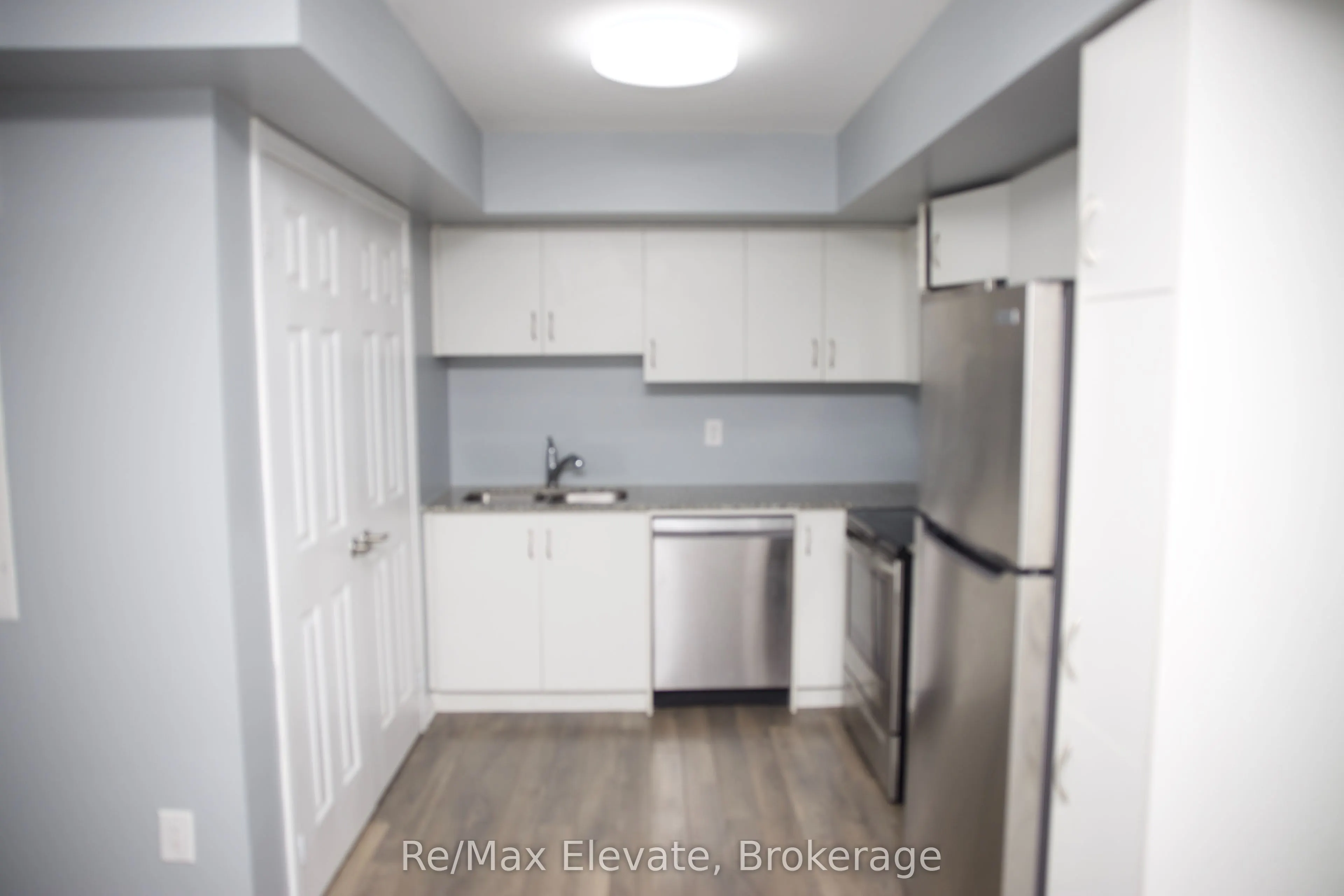 2791 Eglinton Avenue E, #530