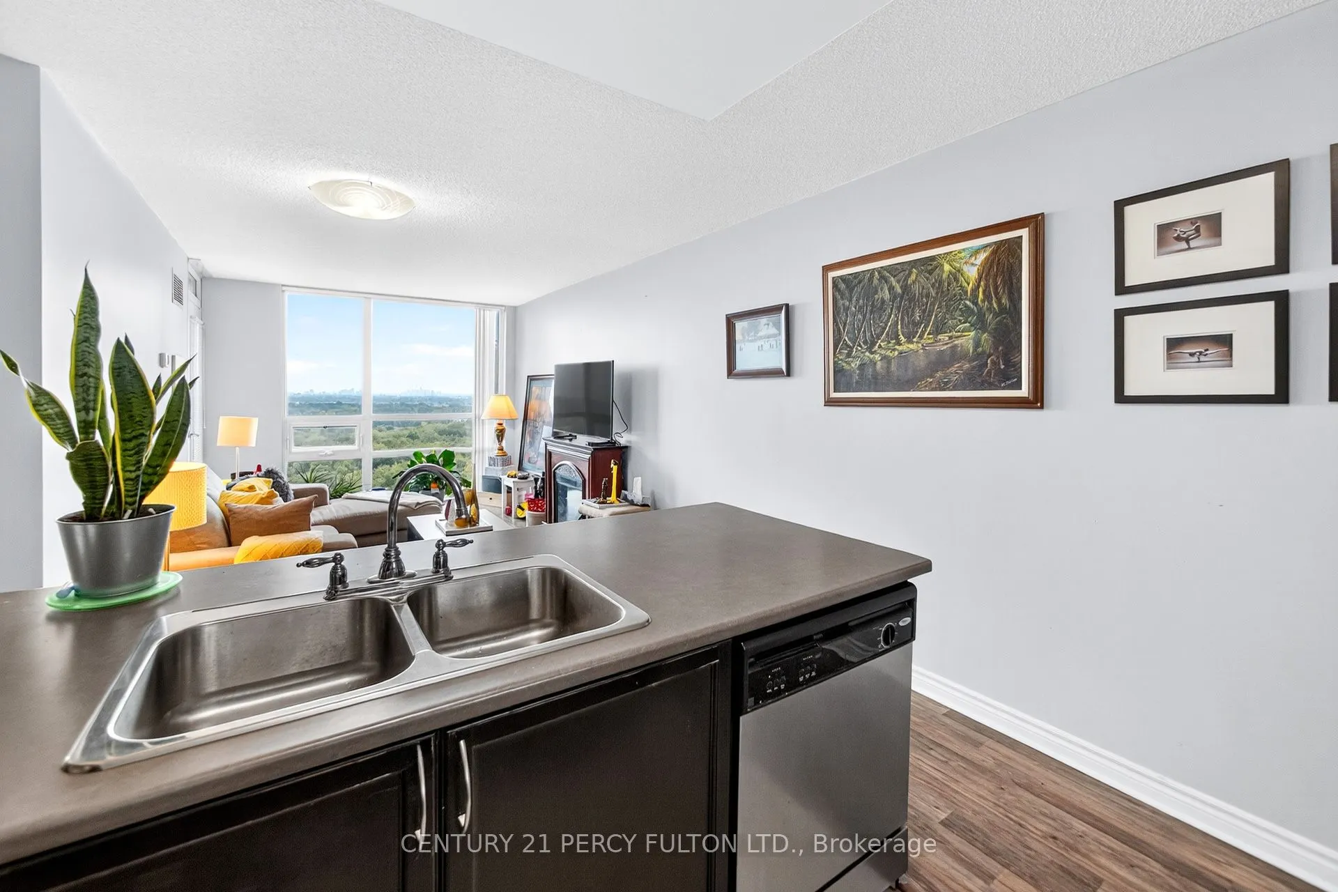 88 Grangeway Avenue, #2501