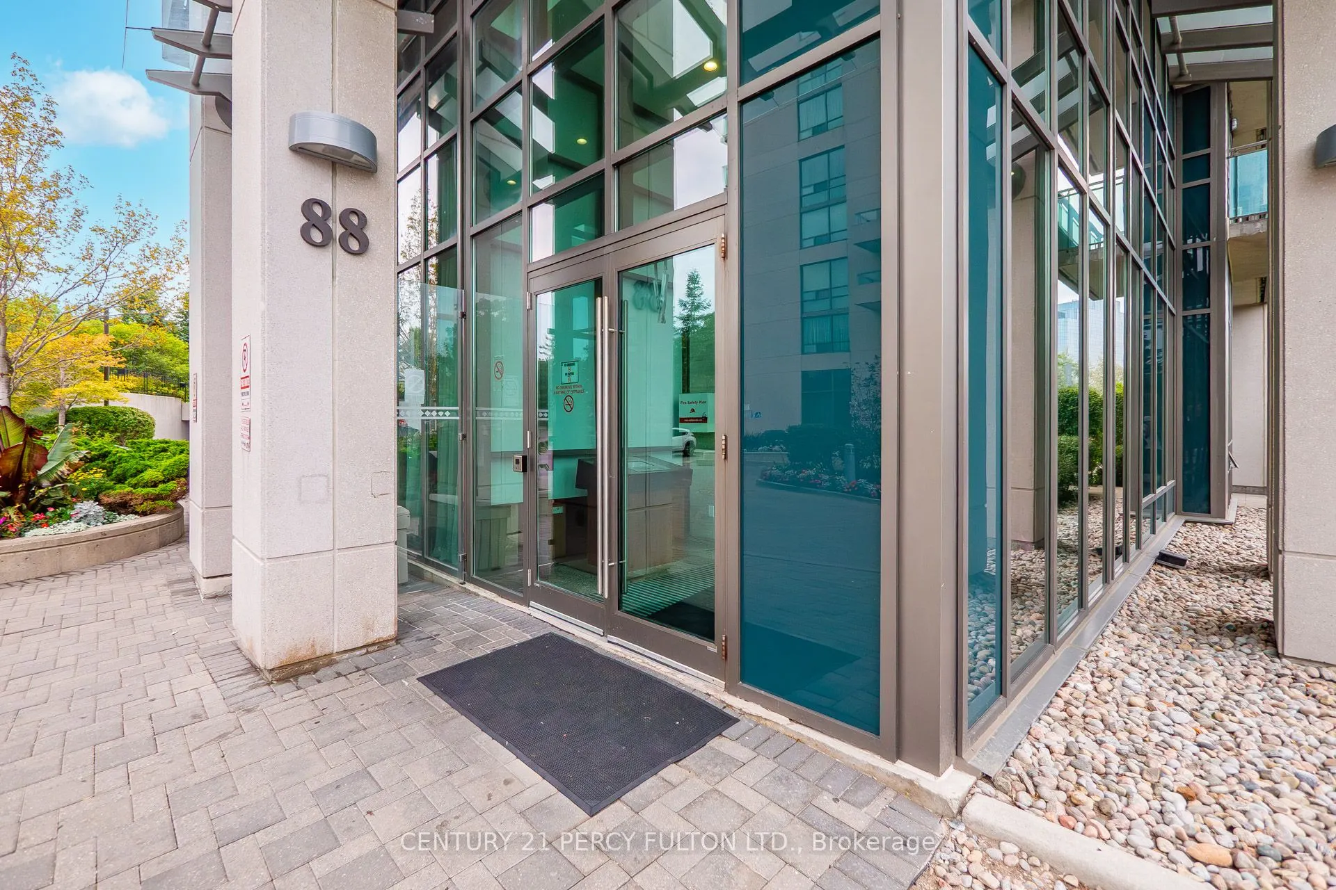 88 Grangeway Avenue, #2501