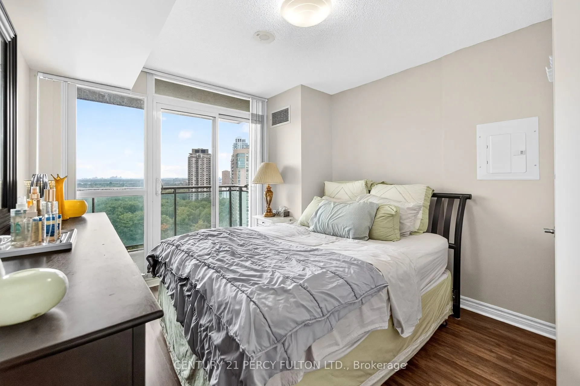88 Grangeway Avenue, #2501