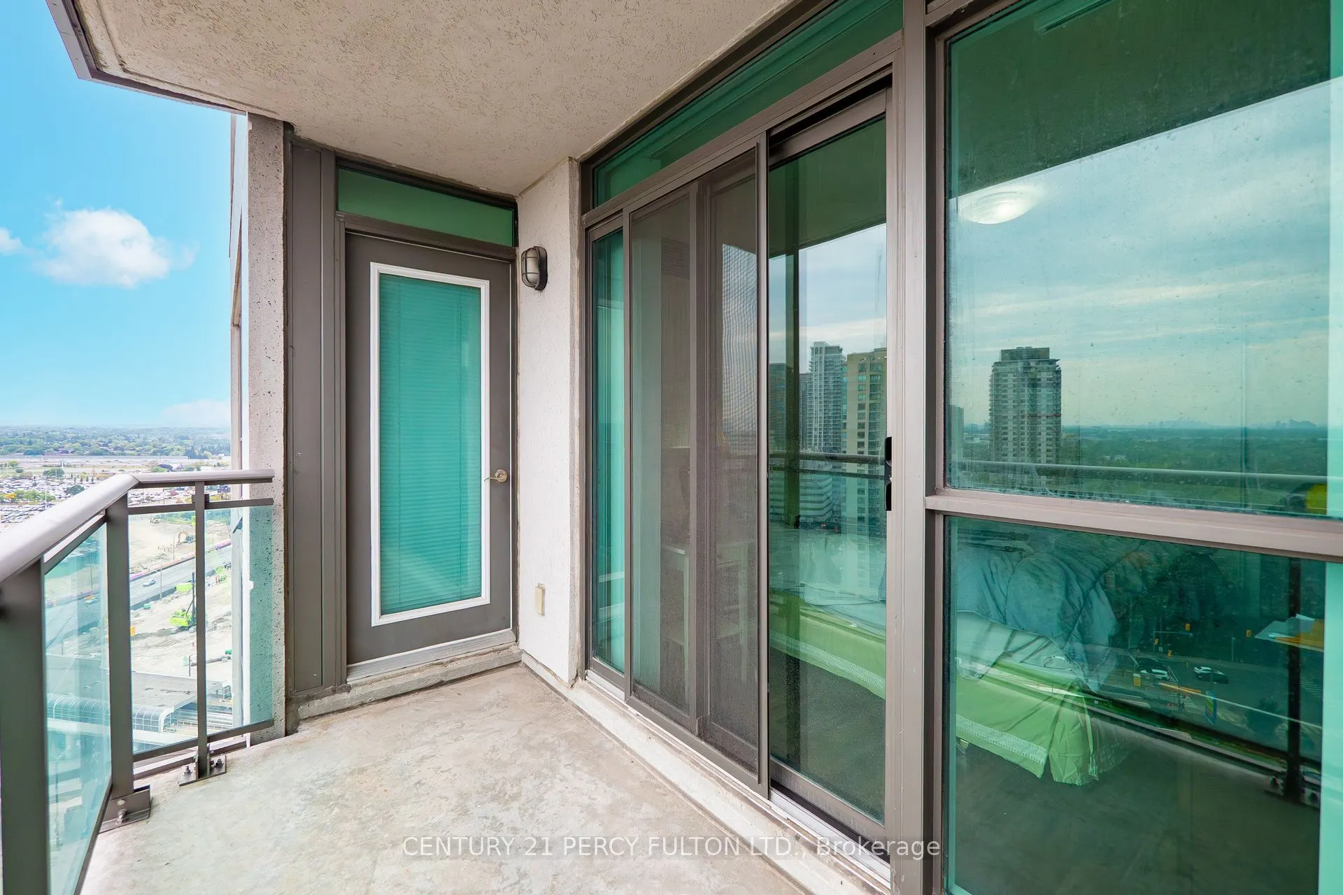 88 Grangeway Avenue, #2501
