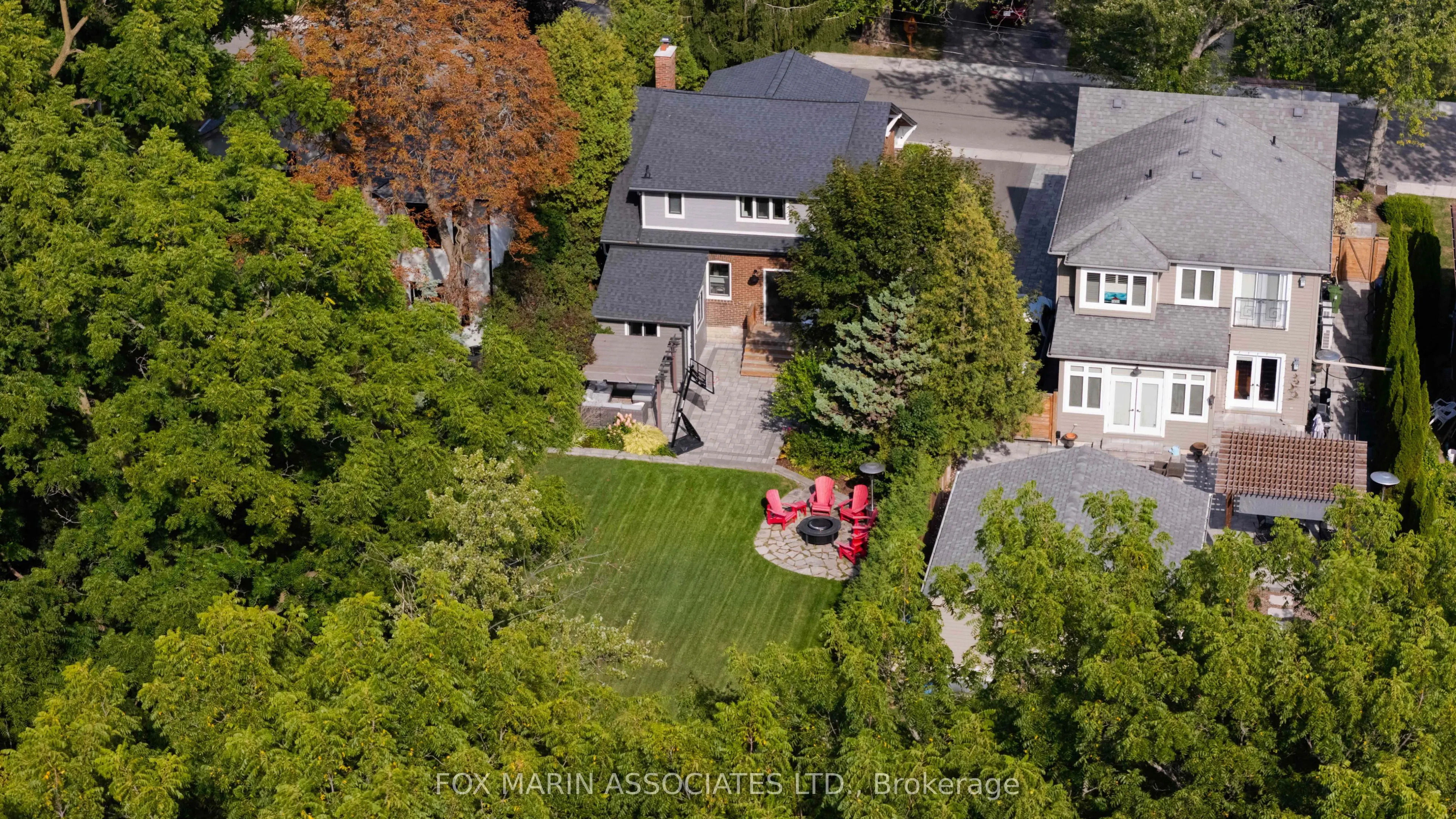 148 Scarboro Crescent