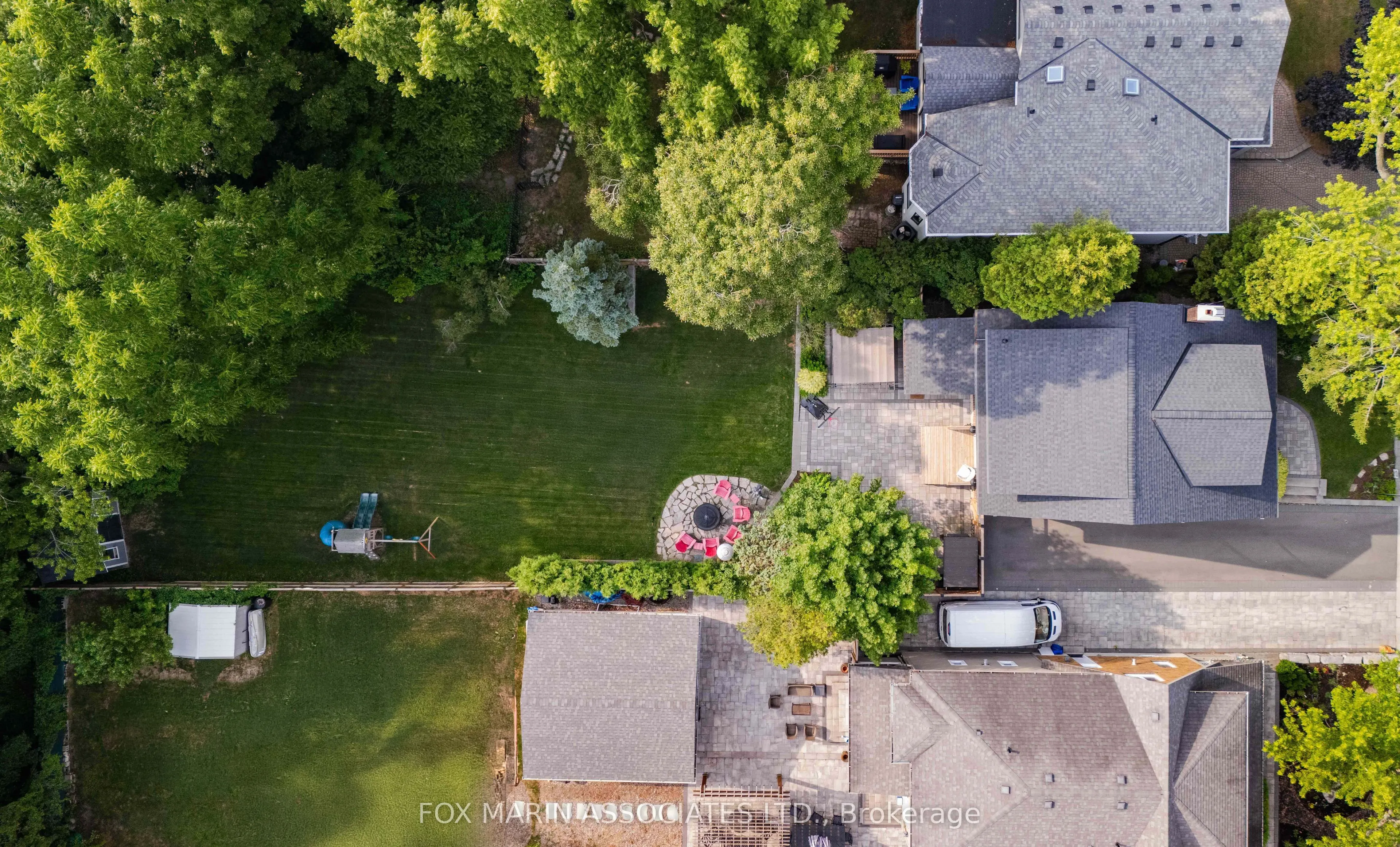 148 Scarboro Crescent